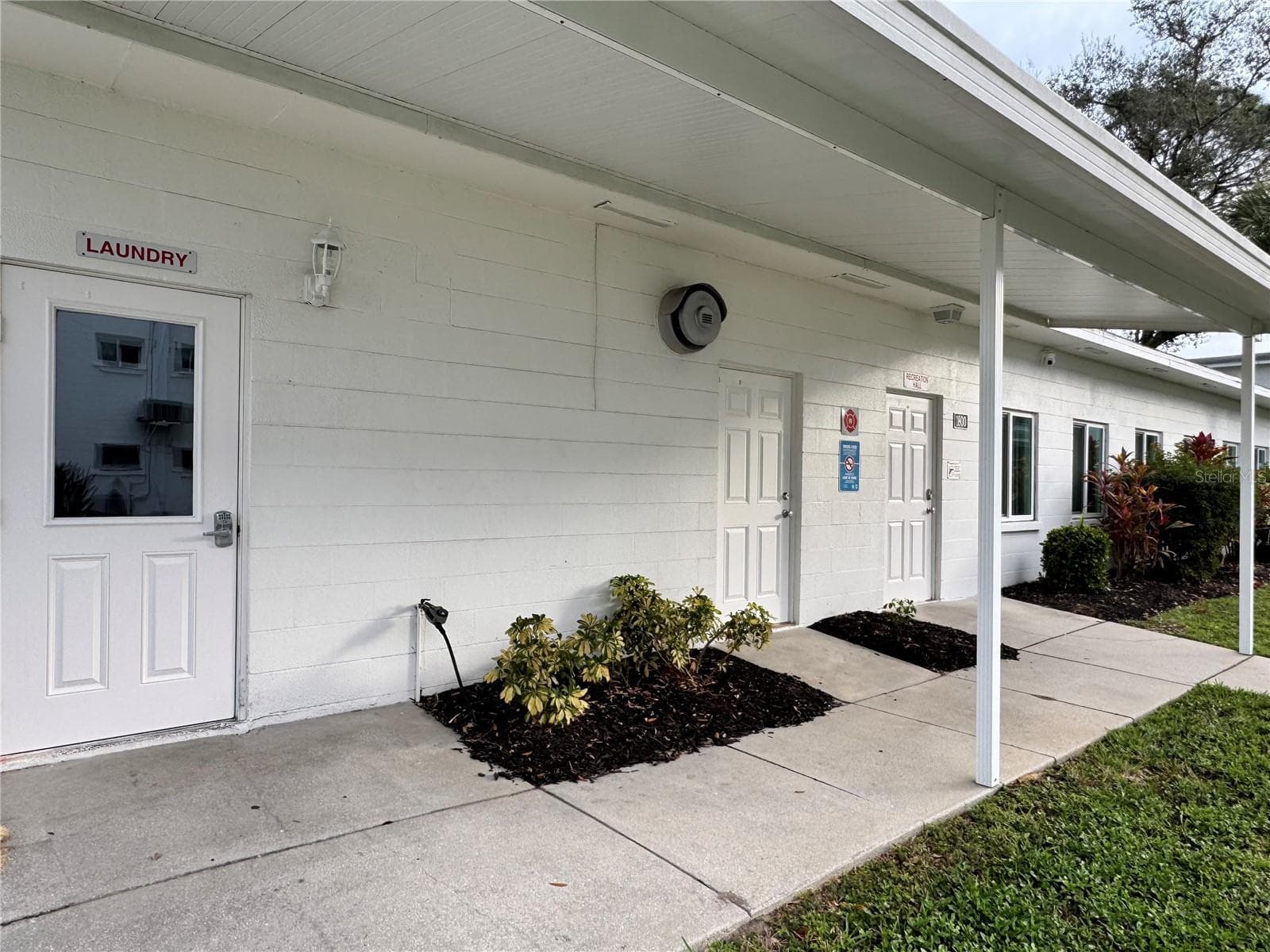Condominium at 1826 SUNNY DR #D26, BRADENTON, photo 18 of 27