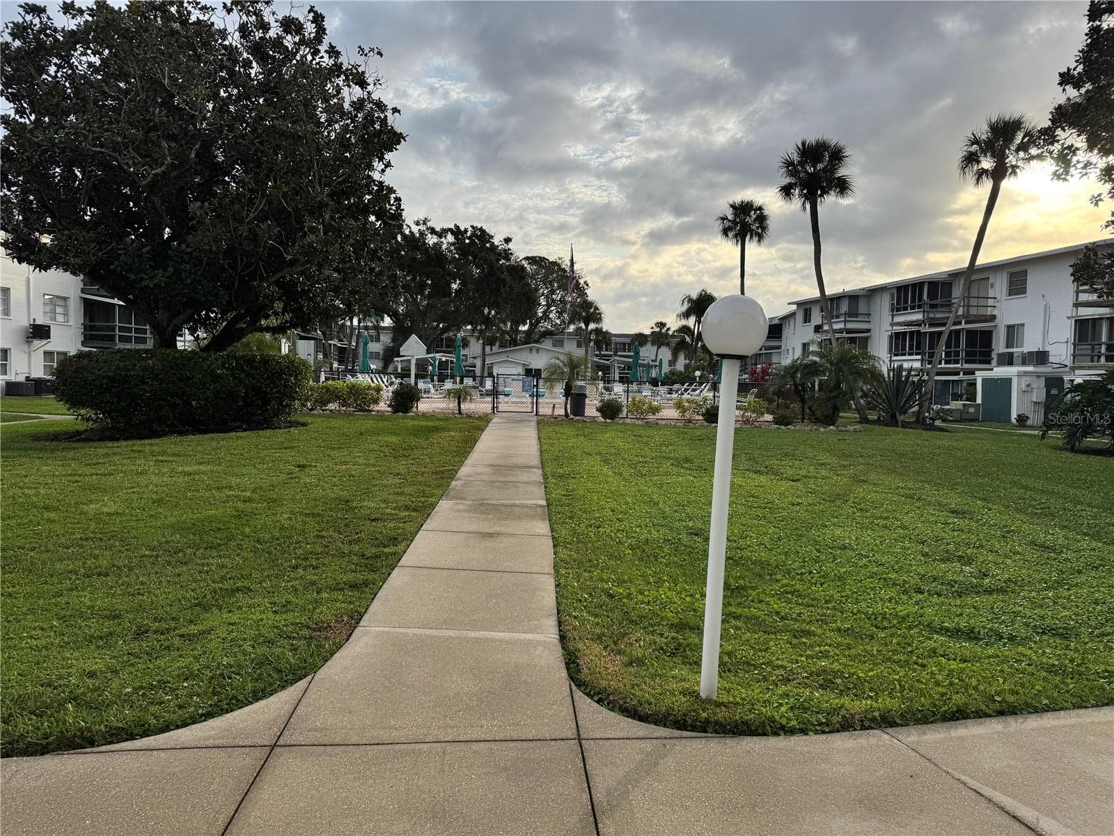 Condominium at 1826 SUNNY DR #D26, BRADENTON, photo 26 of 27