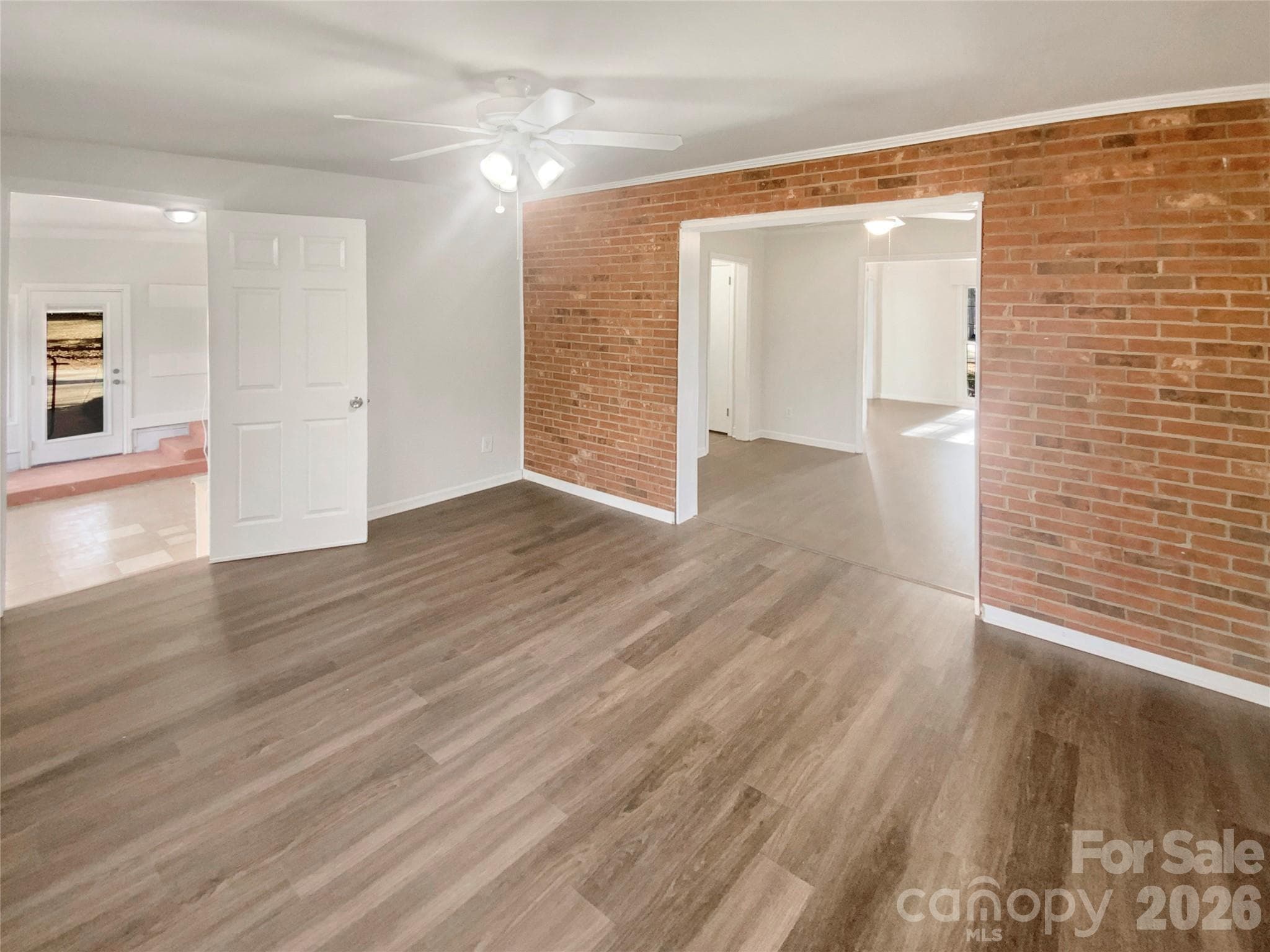Single Family Residence at 4661 Easthaven Drive, Charlotte, photo 7 of 26