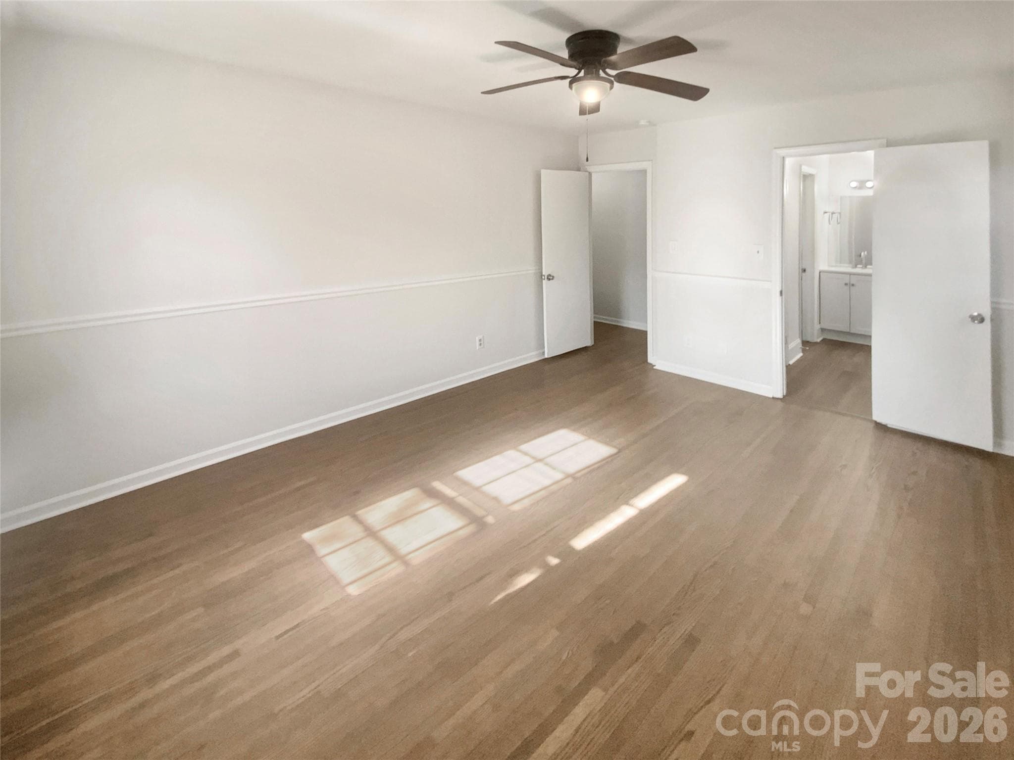 Single Family Residence at 4661 Easthaven Drive, Charlotte, photo 8 of 26
