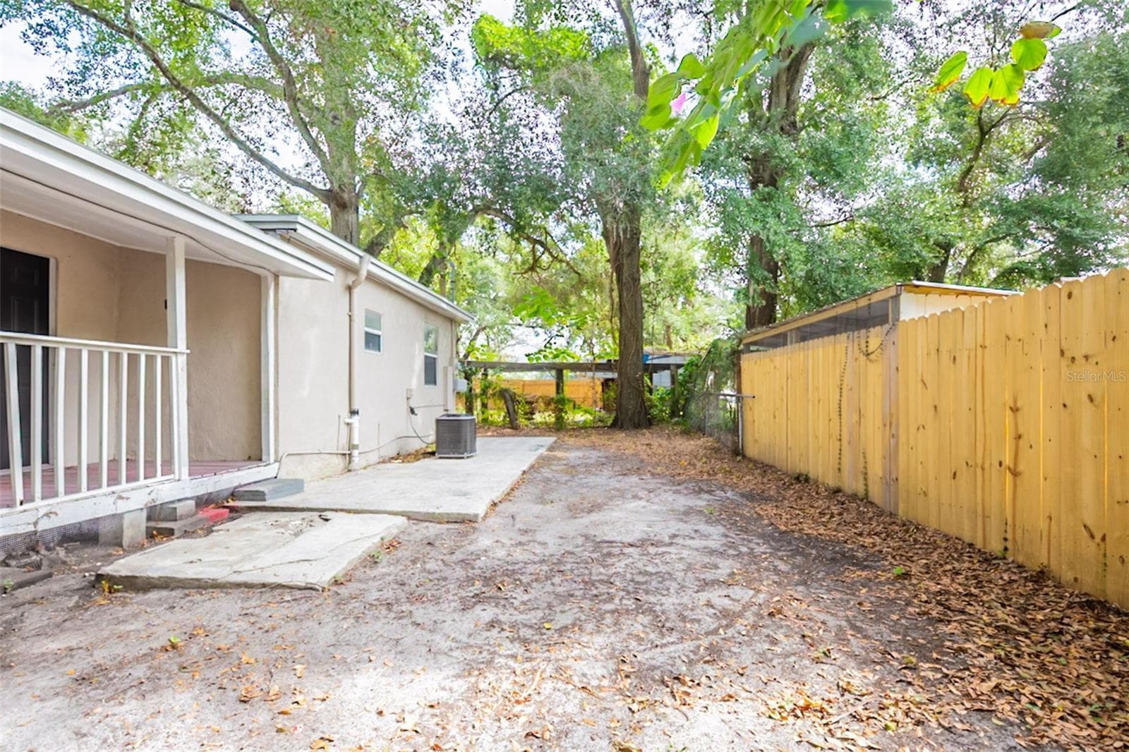 Single Family Residence at 2115 E ELLICOTT ST, TAMPA, photo 29 of 32