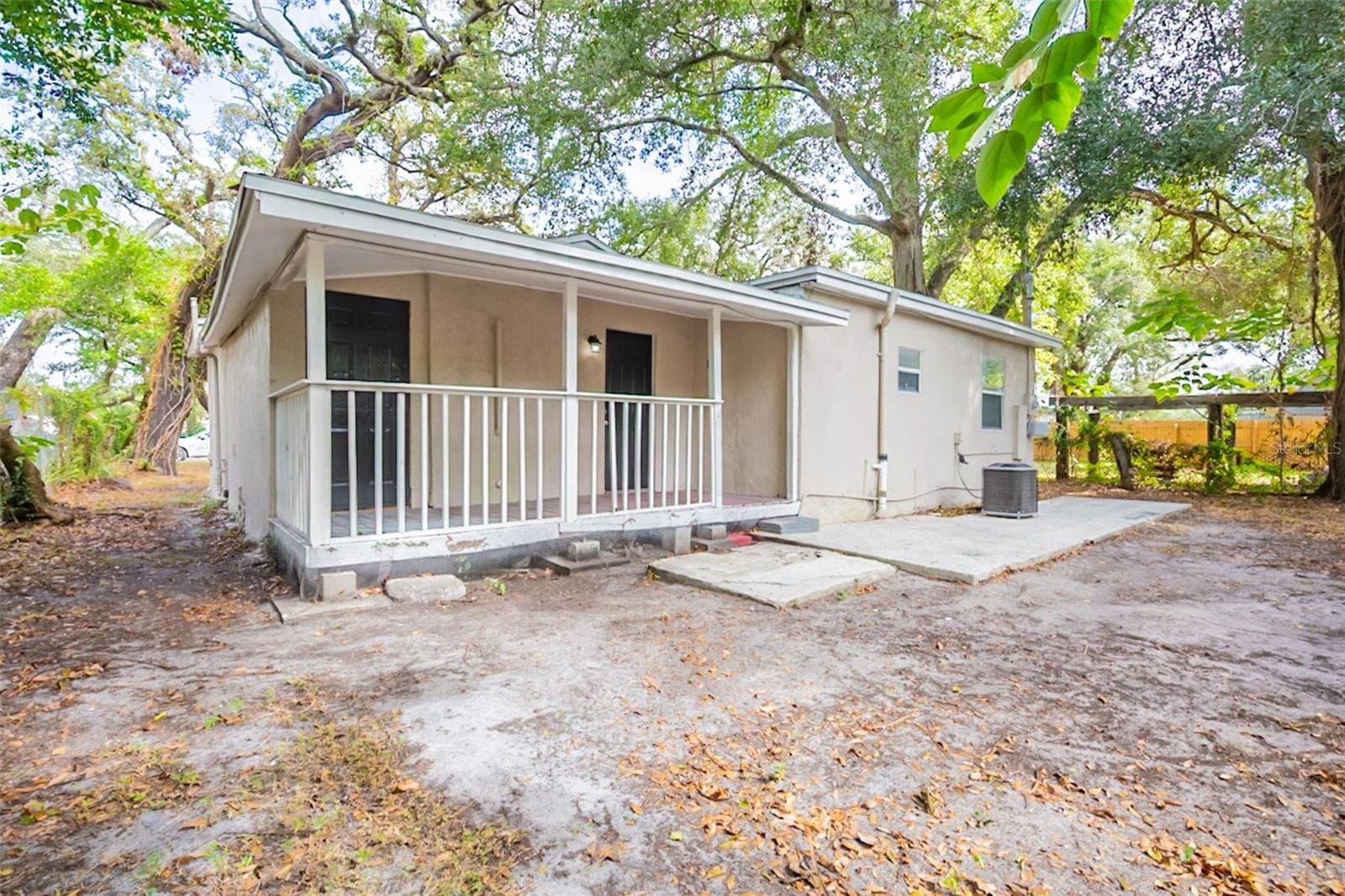 Single Family Residence at 2115 E ELLICOTT ST, TAMPA, photo 30 of 32