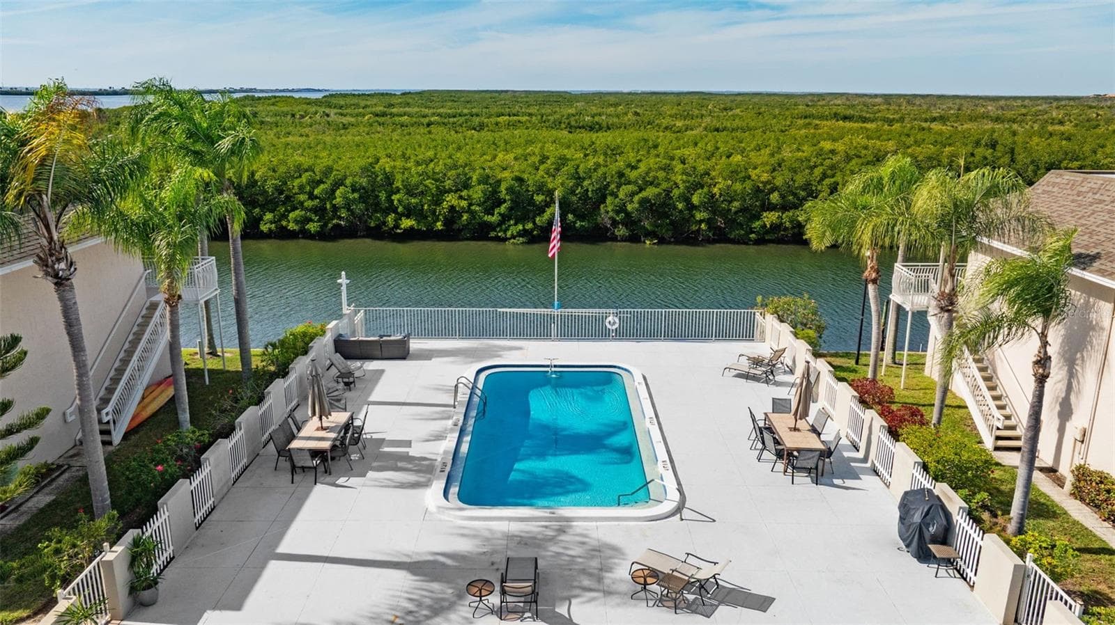 Condominium at 8806 BAY POINTE DR #206, TAMPA, photo 37 of 38