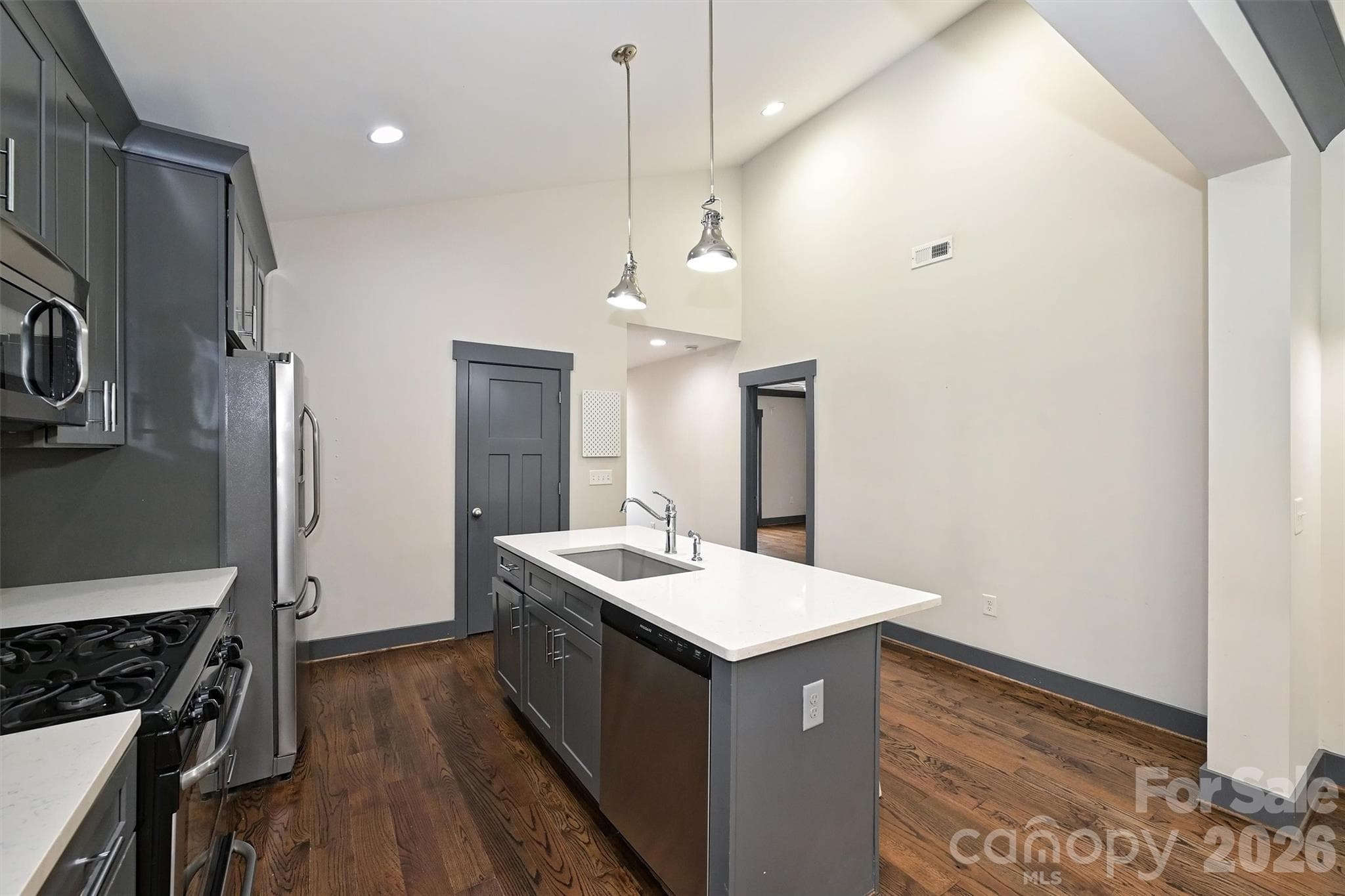 Single Family Residence at Charlotte, photo 11 of 53