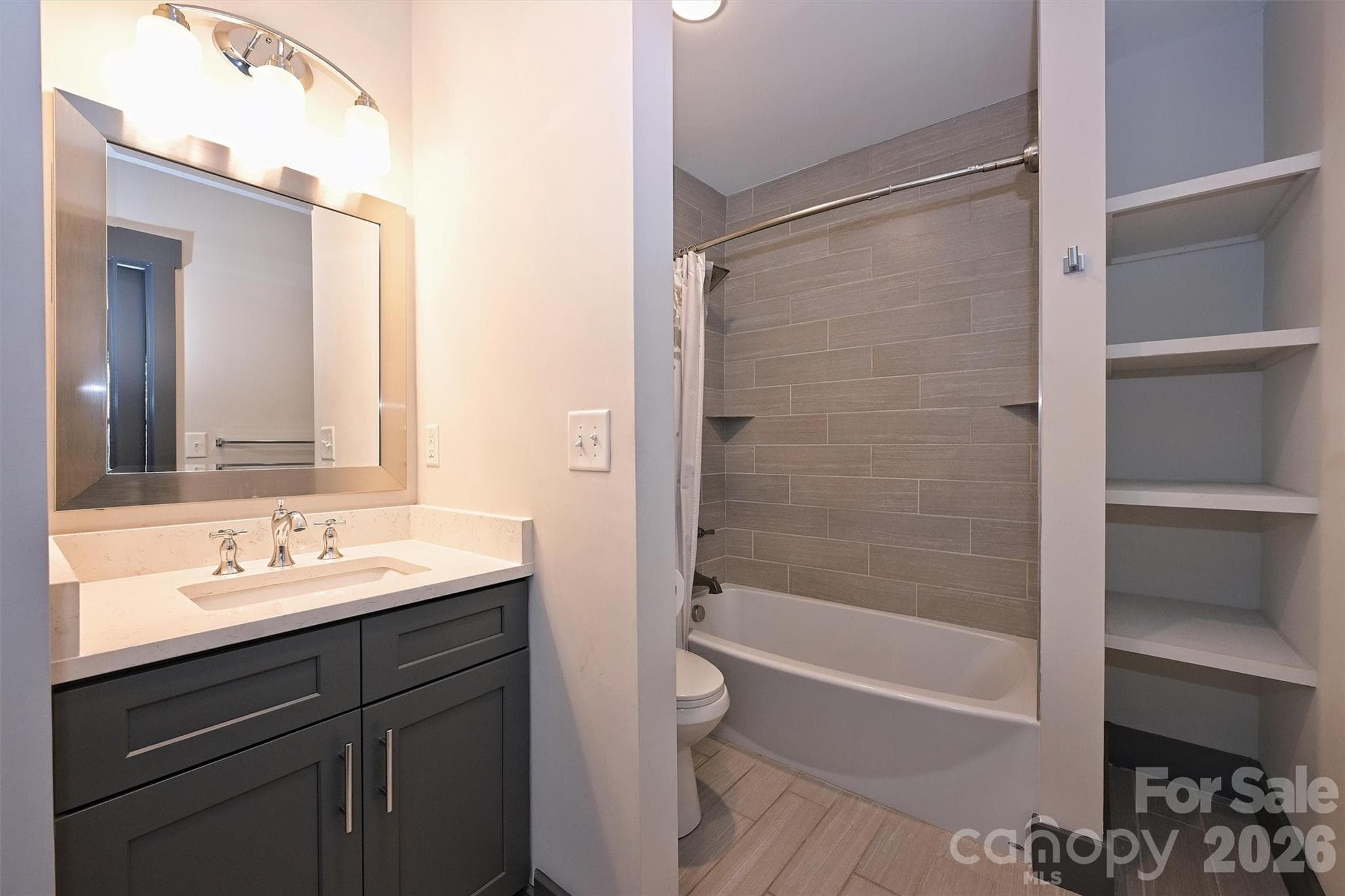 Single Family Residence at Charlotte, photo 19 of 53