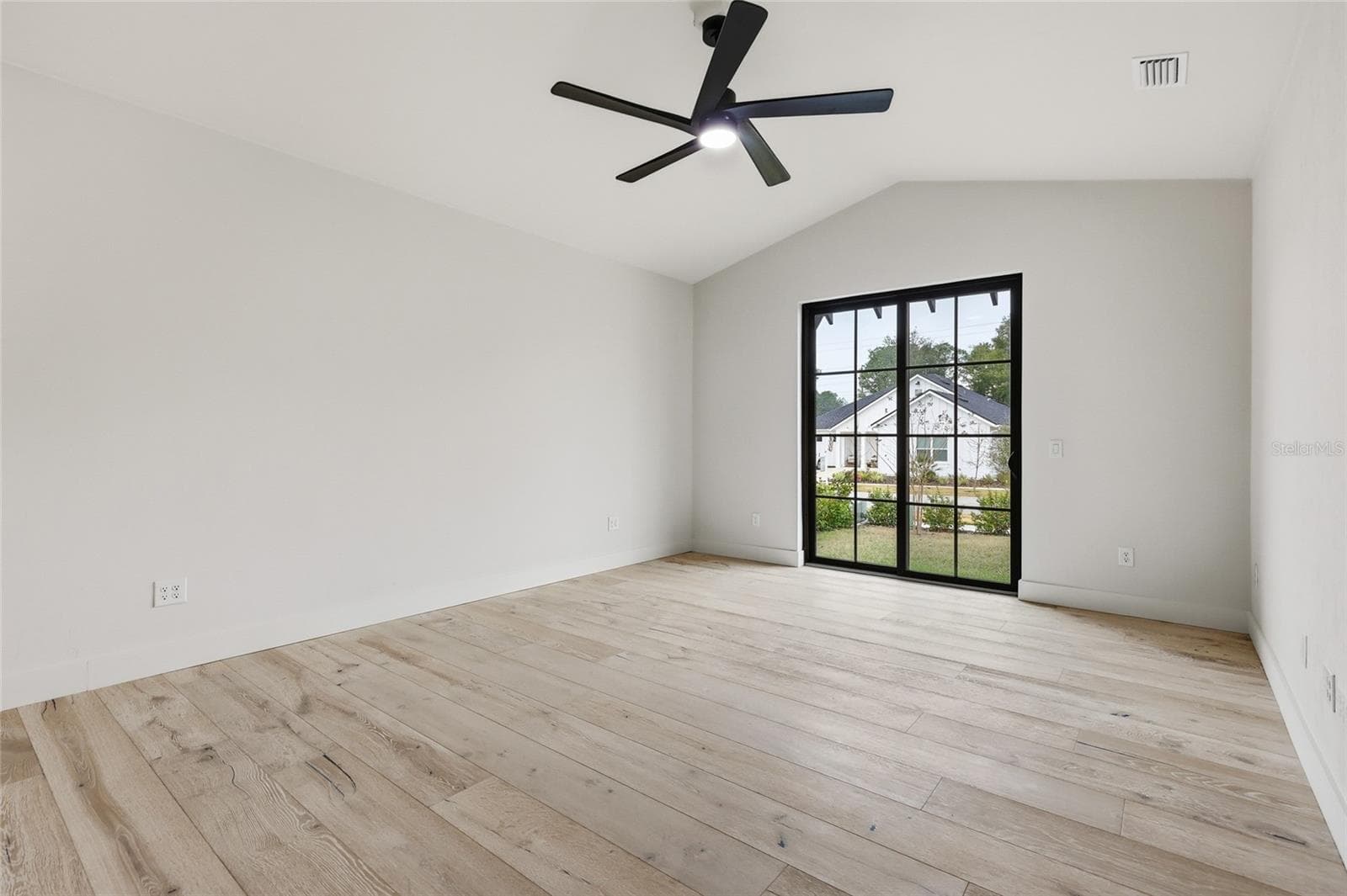 Owner's Suite - 1001 SW 120TH DR, GAINESVILLE