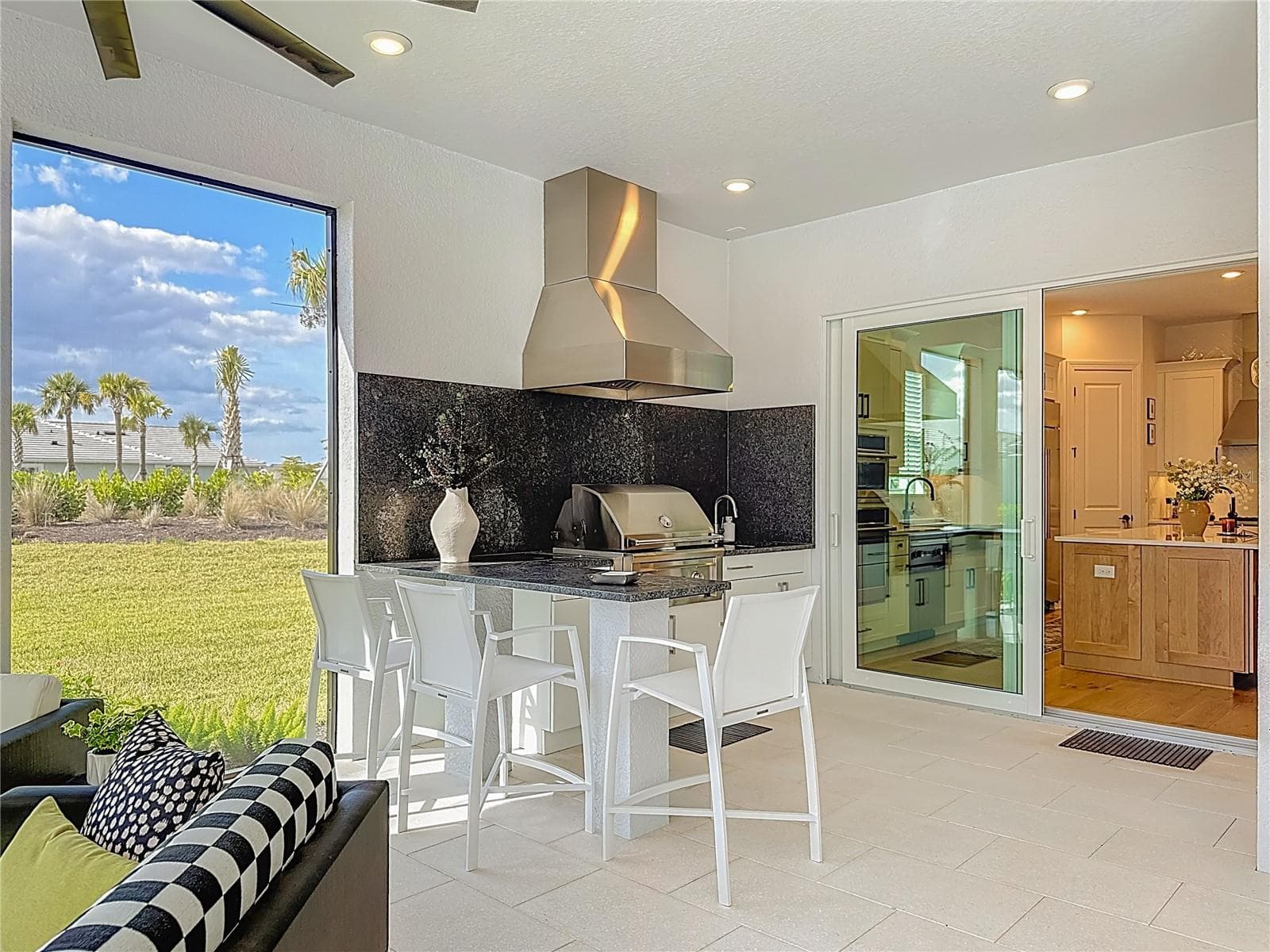 Single Family Residence at 16306 ISOLA PL, LAKEWOOD RANCH, photo 67 of 113