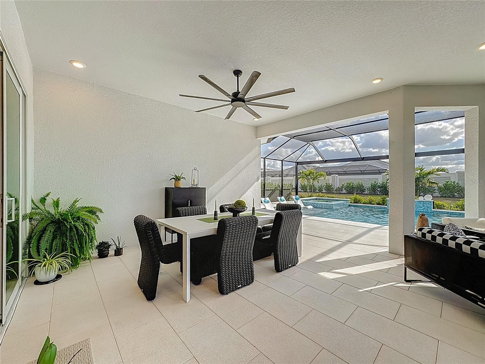 Single Family Residence at 16306 ISOLA PL, LAKEWOOD RANCH, photo 68 of 113