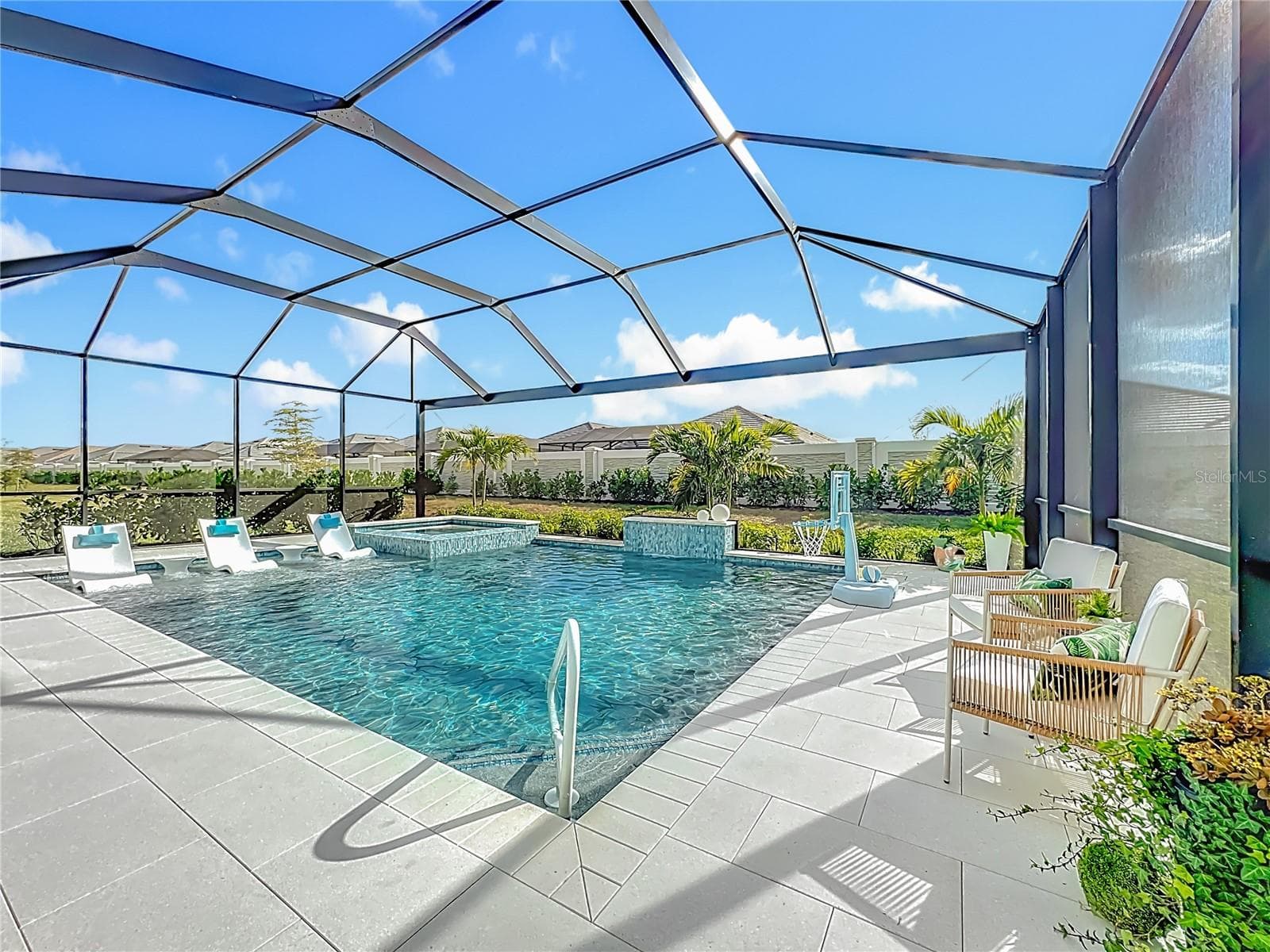 Single Family Residence at 16306 ISOLA PL, LAKEWOOD RANCH, photo 75 of 113