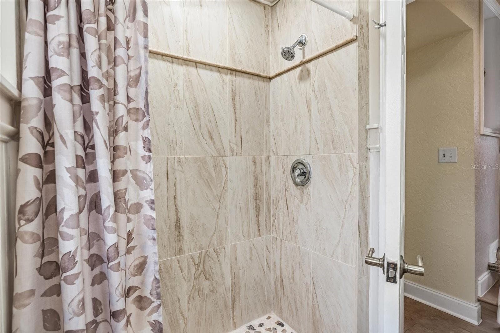 Bathroom #2 Shower - 918 W SMITH ST, ORLANDO