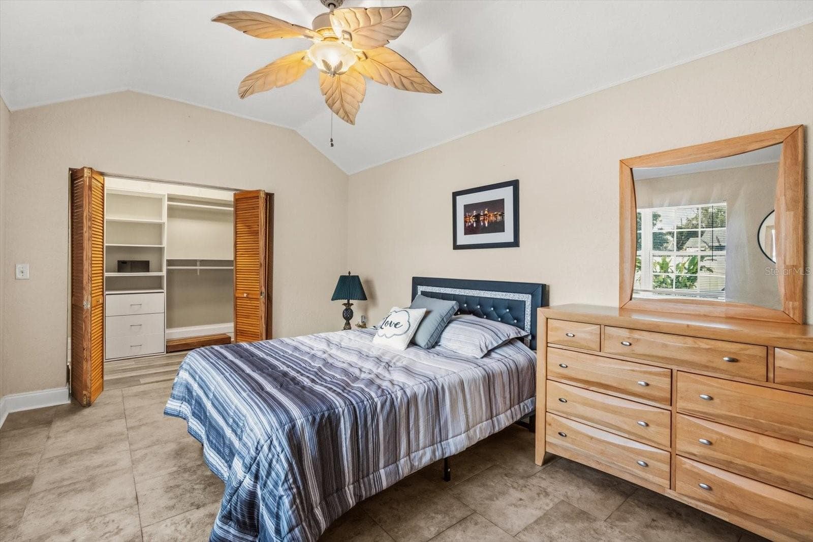 Bedroom #2 w/ Walk-In Closet - 918 W SMITH ST, ORLANDO