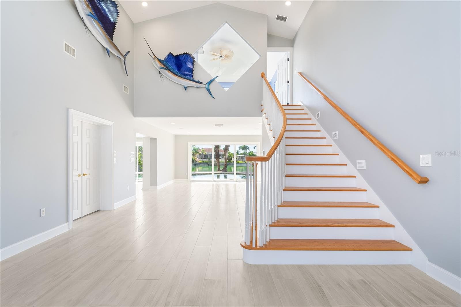 Single Family Residence at 482 HERMOSITA DR, ST PETE BEACH, photo 34 of 92