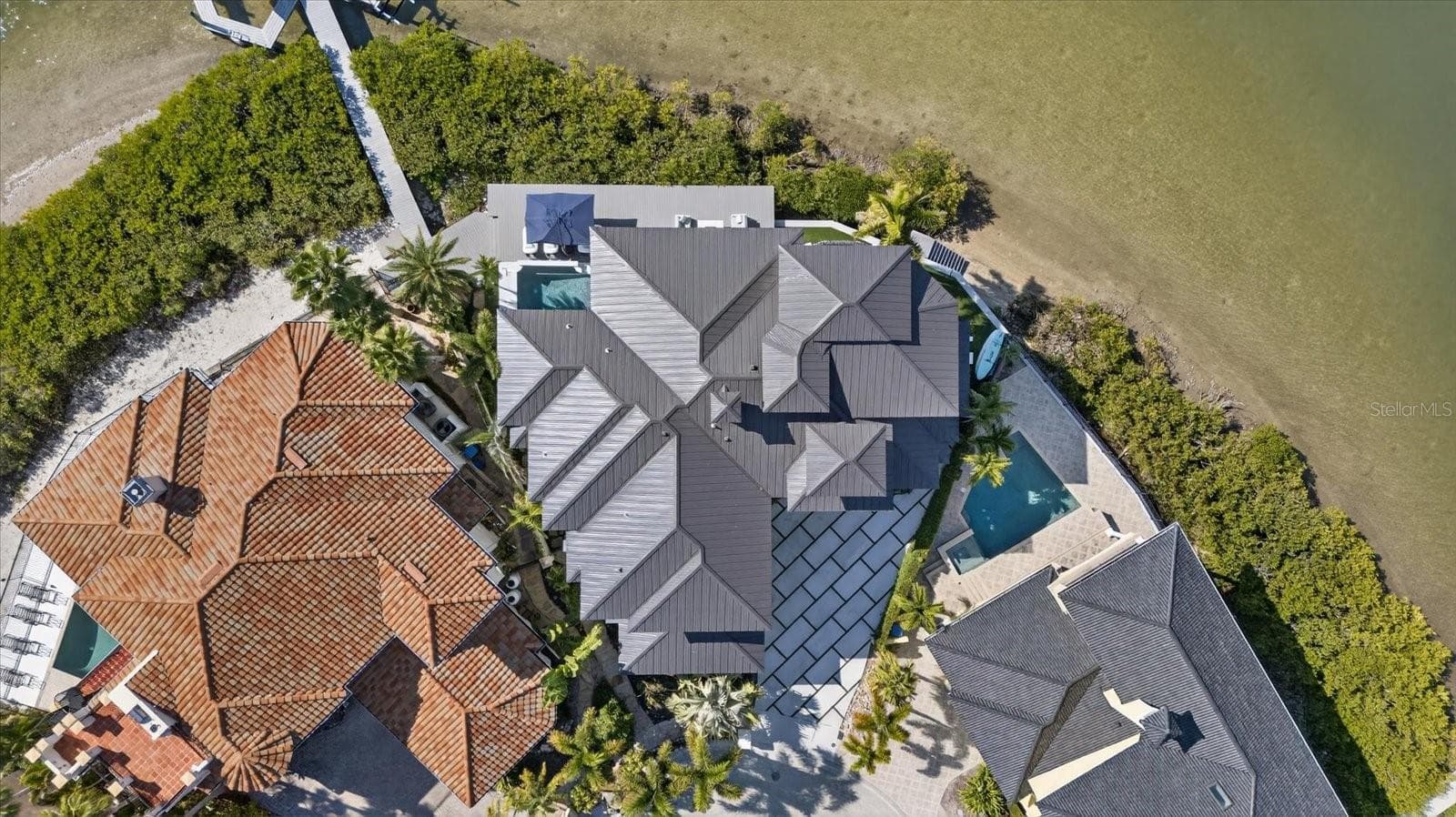 Single Family Residence at 4102 CAUSEWAY VISTA DR, TAMPA, photo 13 of 100