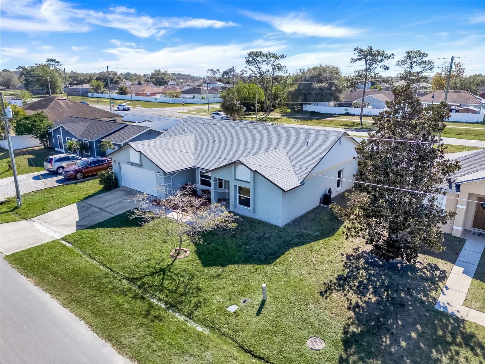 Single Family Residence at 105 DORCHESTER CT, KISSIMMEE, photo 5 of 45