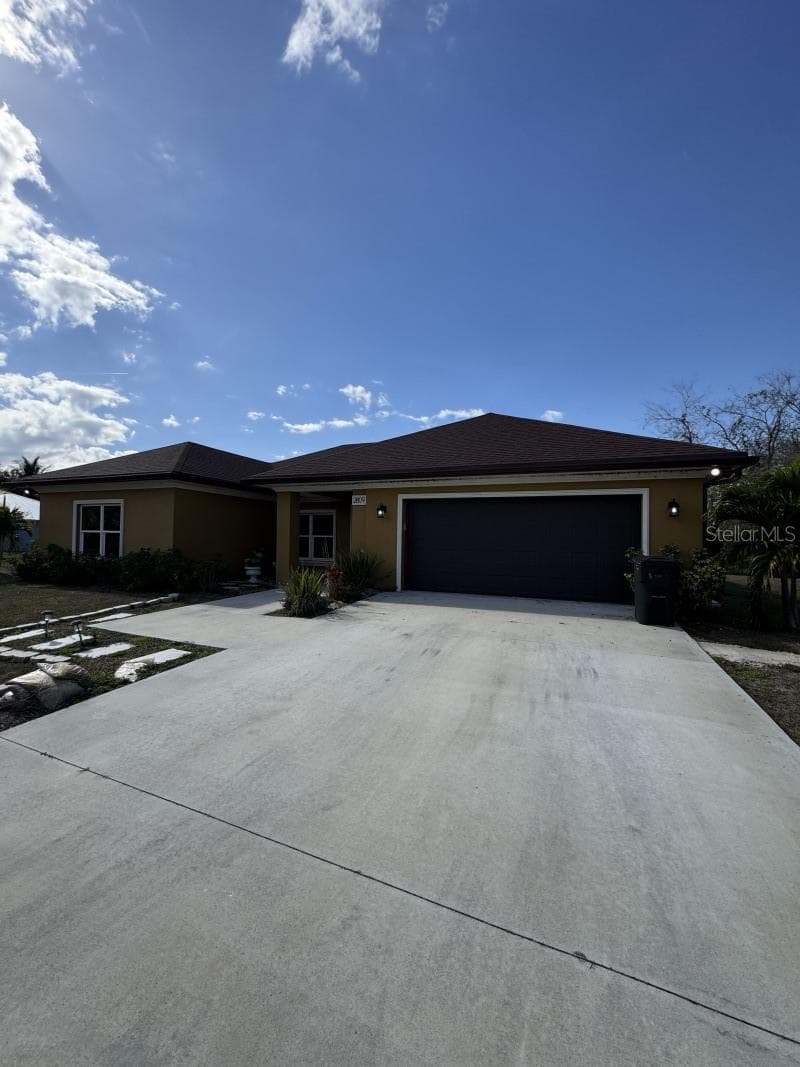 Single Family Residence at 2809 SE 27TH AVE, OKEECHOBEE, photo 5 of 39