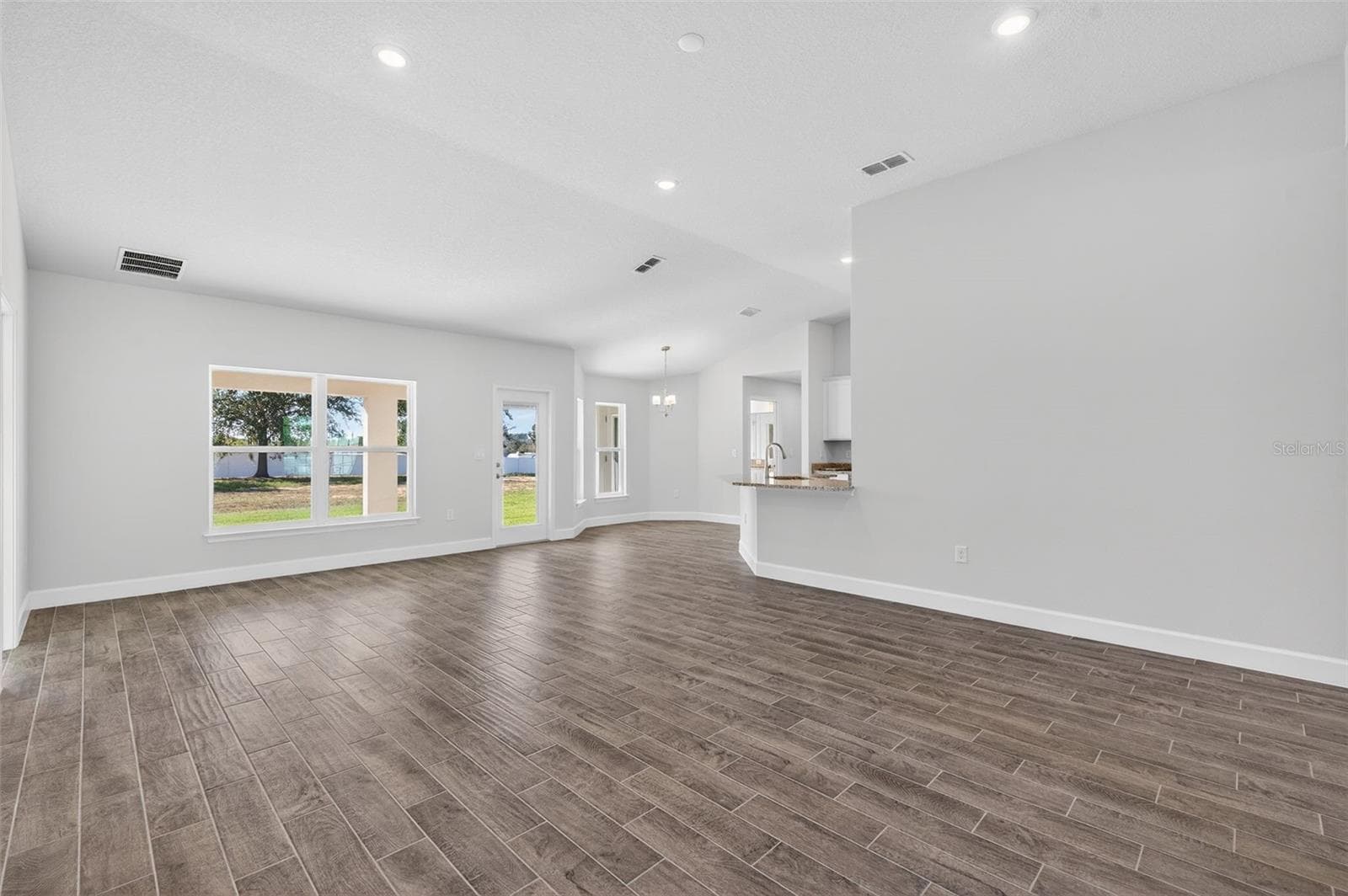 Single Family Residence at 37298 HIDDEN VIEW CIR, DADE CITY, photo 15 of 78