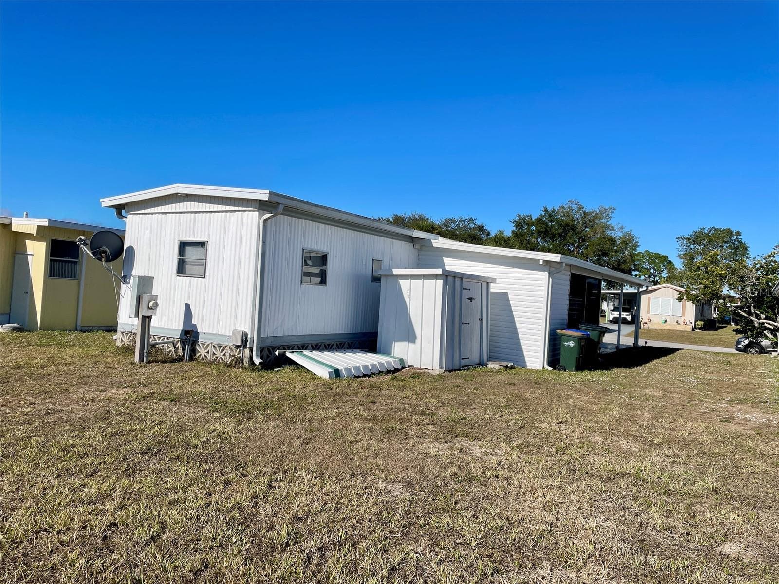 Mobile Home at 6452 FLEETWOOD CT, NORTH PORT, photo 31 of 48
