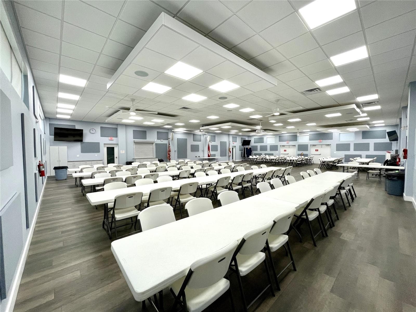 Event room - 6452 FLEETWOOD CT, NORTH PORT