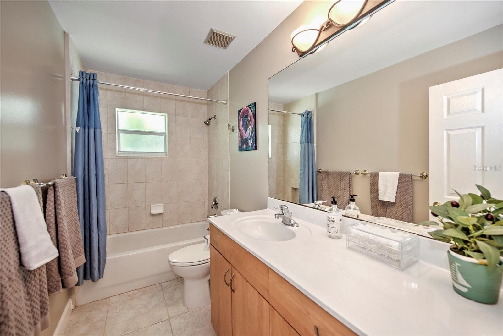 Single Family Residence at 4424 N CANAL CIR, NORTH FORT MYERS, photo 33 of 40