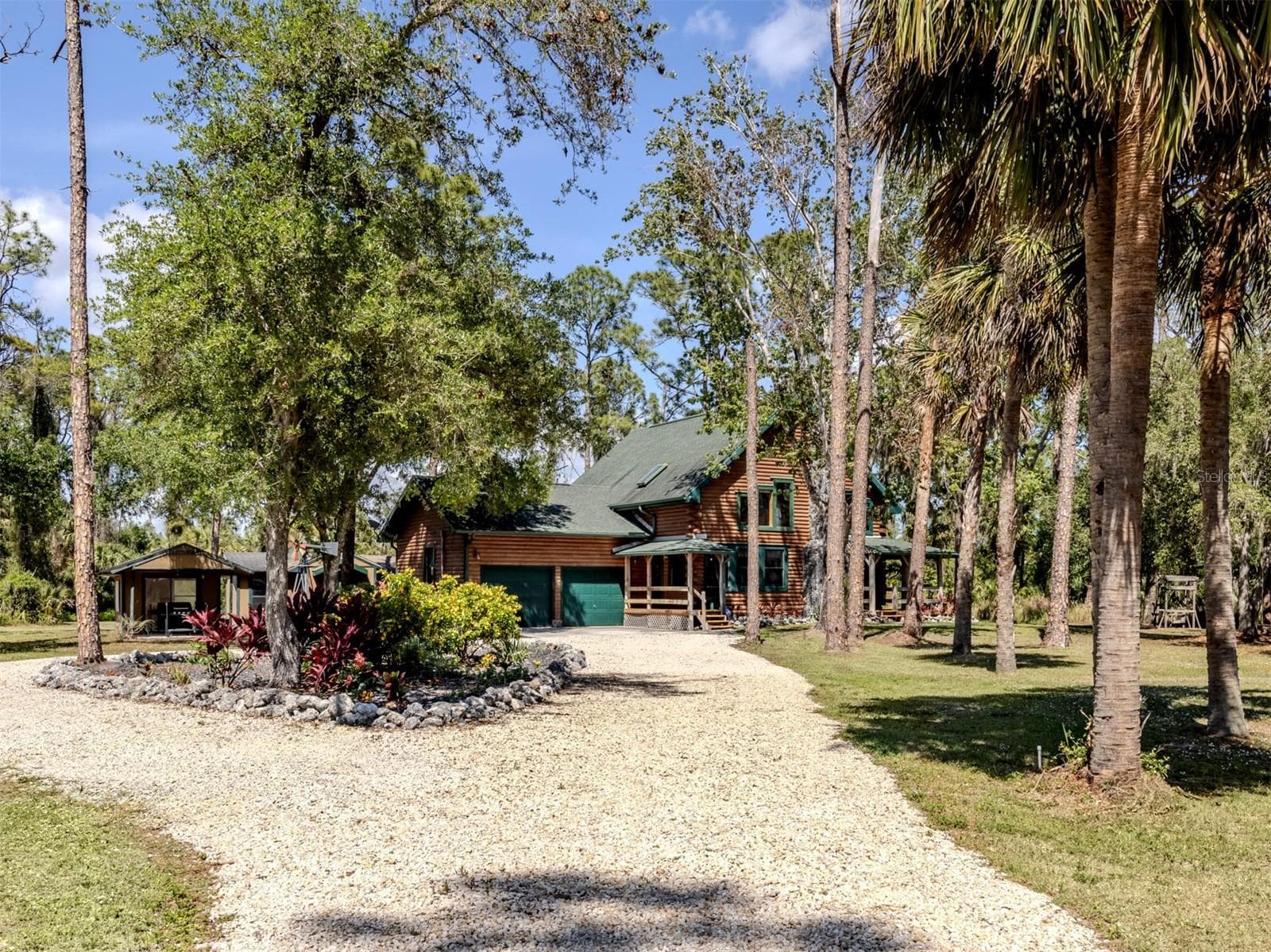 2450 FLAGAMI LN