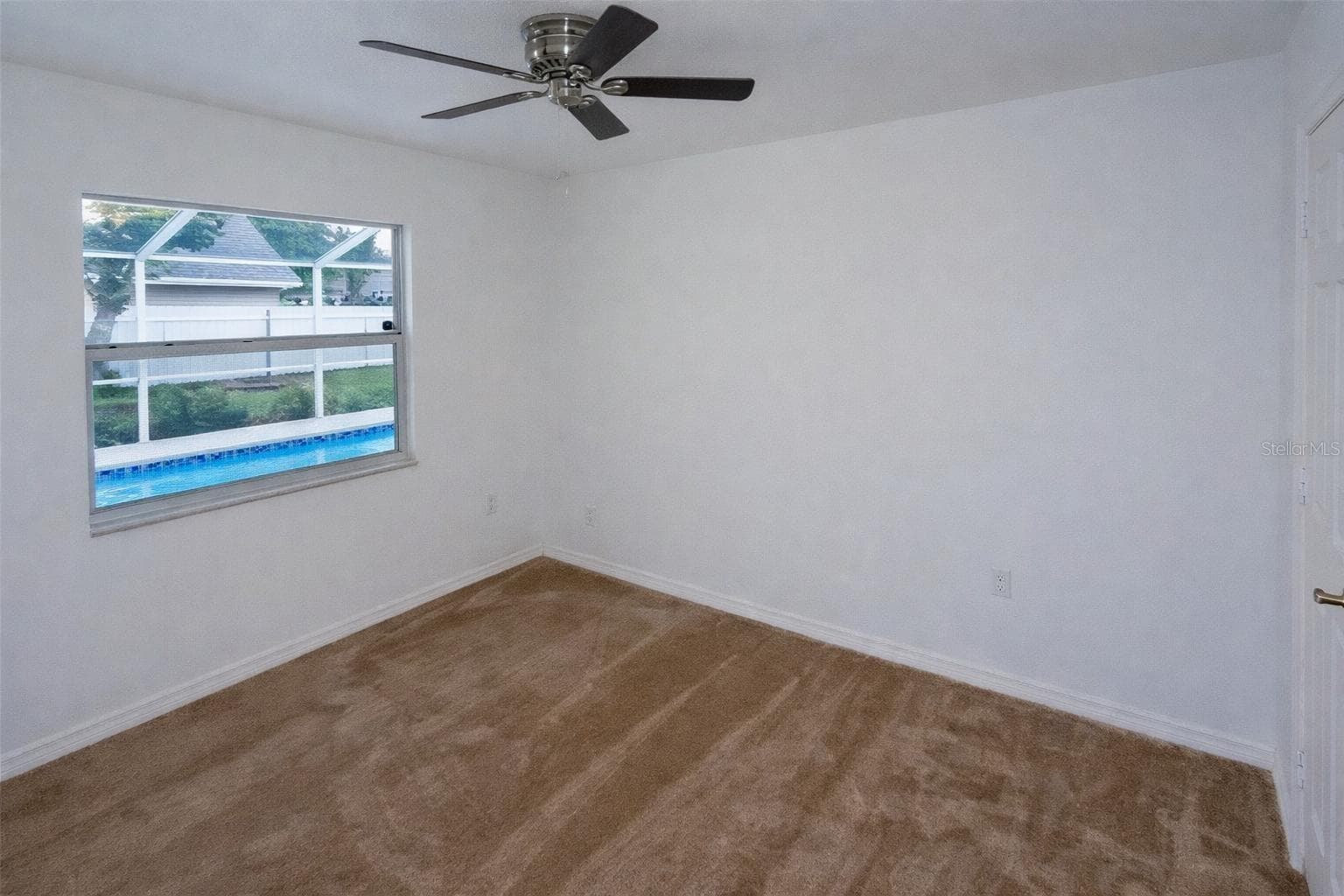 Single Family Residence at 8276 SHORT WAY, LAKELAND, photo 3 of 12