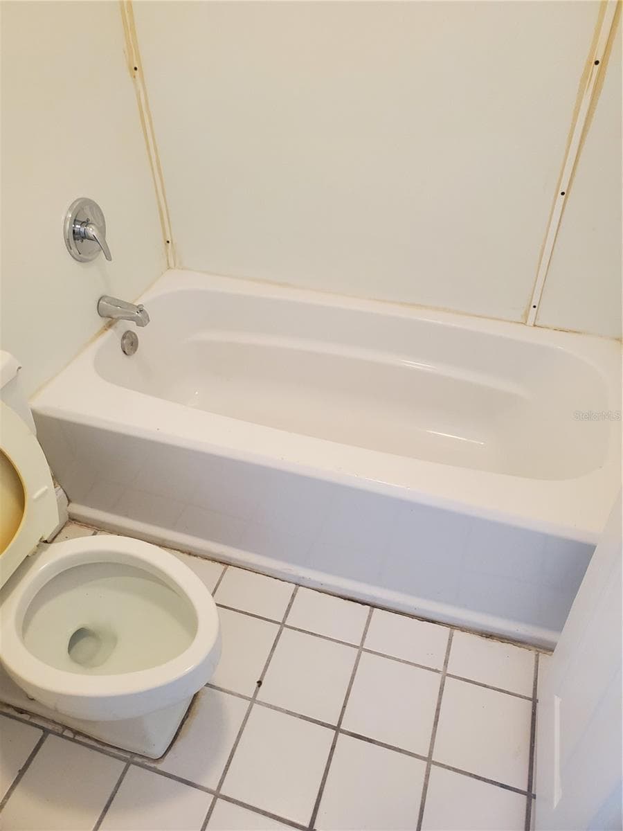 Condo - Hotel at 7900 S ORANGE BLOSSOM TRL #1120, ORLANDO, photo 14 of 17