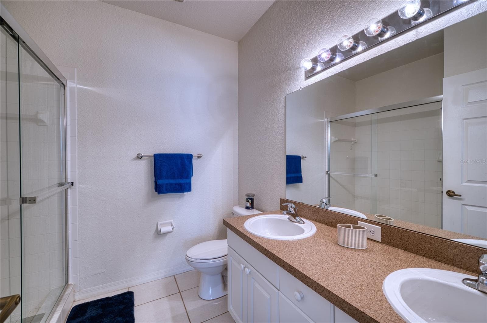 Condominium at 3980 MEDITERRANEA CIR #522, SARASOTA, photo 15 of 44