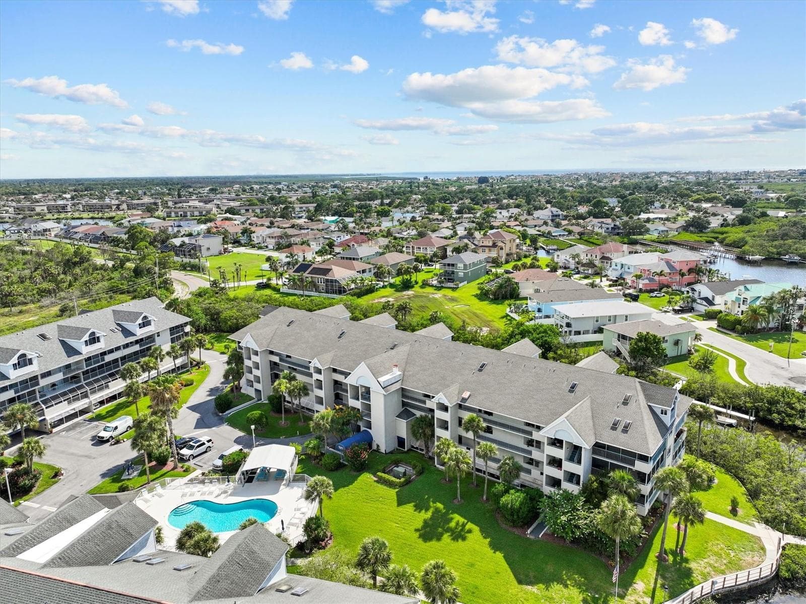 Condominium at 5537 SEA FOREST DR #307, NEW PORT RICHEY, photo 3 of 43