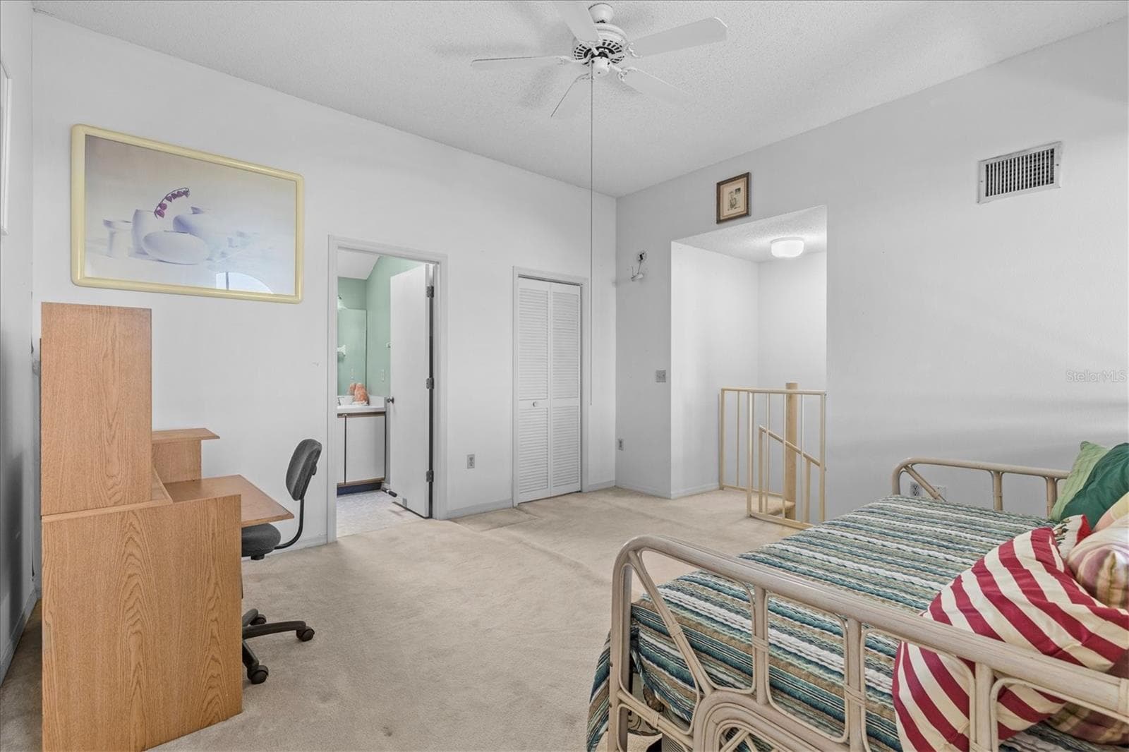 Condominium at 5537 SEA FOREST DR #307, NEW PORT RICHEY, photo 33 of 43