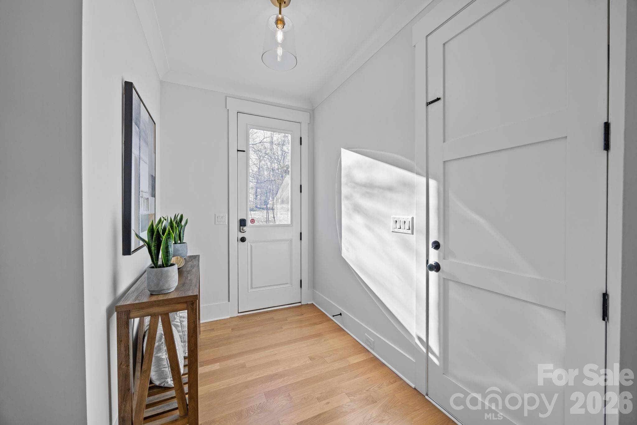 Main level side door entry - 5020 Slanting Bridge Road, Sherrills Ford