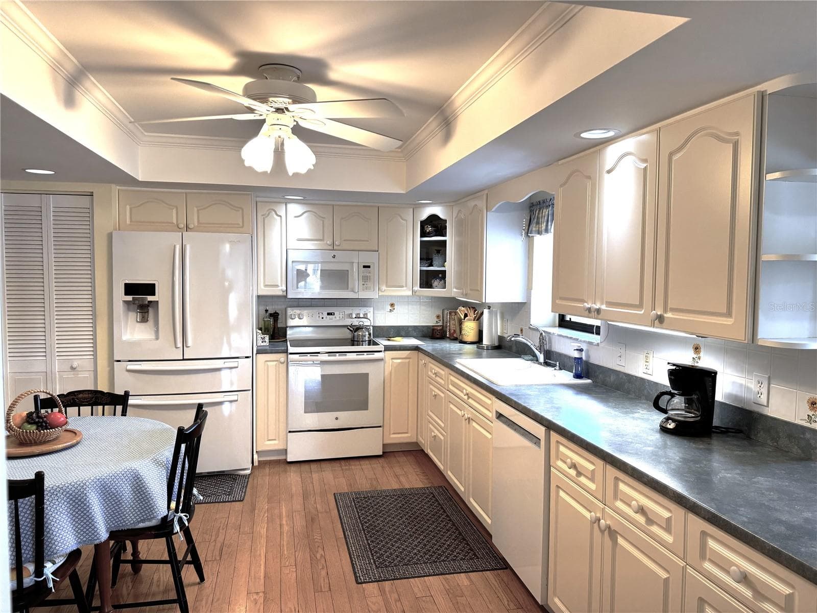 Single Family Residence at 229 LAUREL HOLLOW DR #83, NOKOMIS, photo 16 of 59
