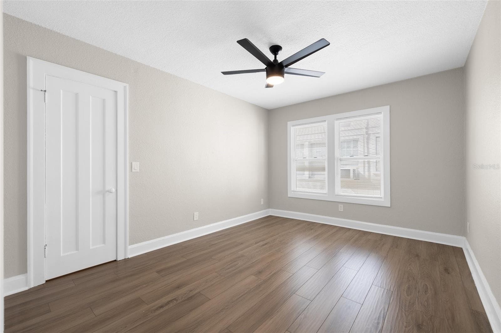 Single Family Residence at 781 31ST AVE N, ST PETERSBURG, photo 6 of 25