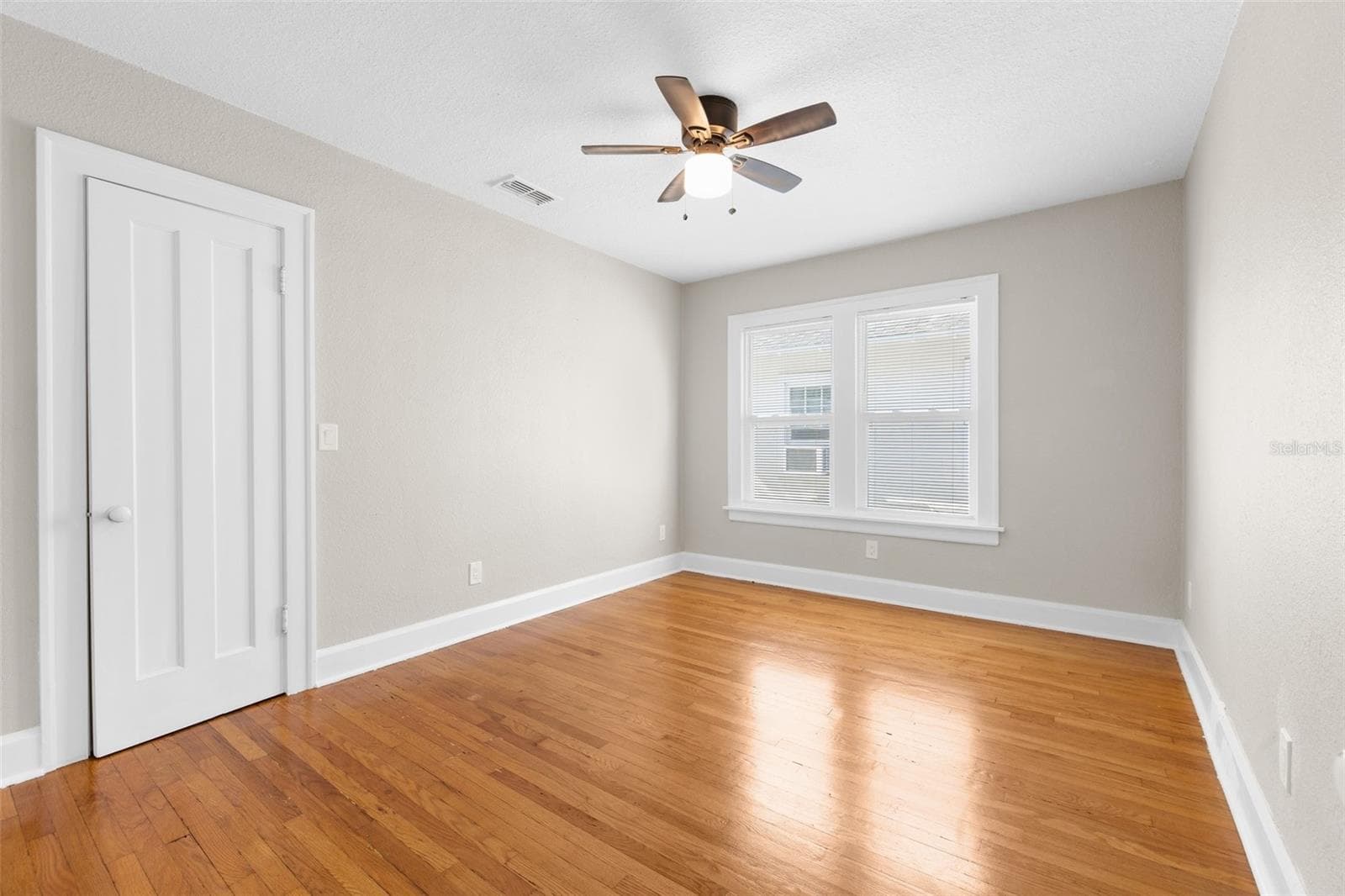 Single Family Residence at 781 31ST AVE N, ST PETERSBURG, photo 17 of 25