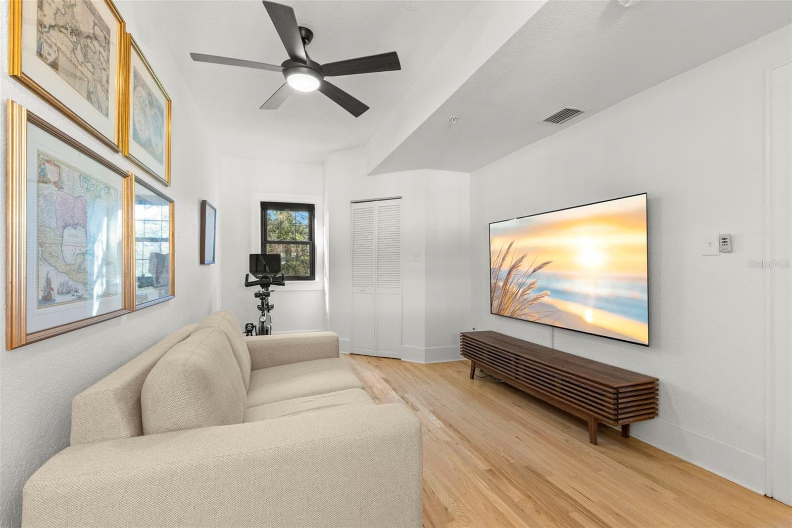 Condominium at 210 22ND AVE NE #15, ST PETERSBURG, photo 22 of 35