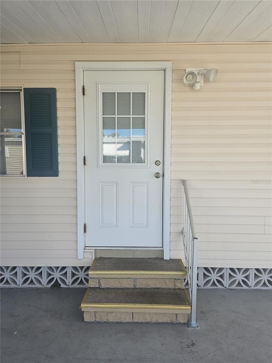 Mobile Home at 3317 OVERCUP OAK TER, SARASOTA, photo 5 of 70