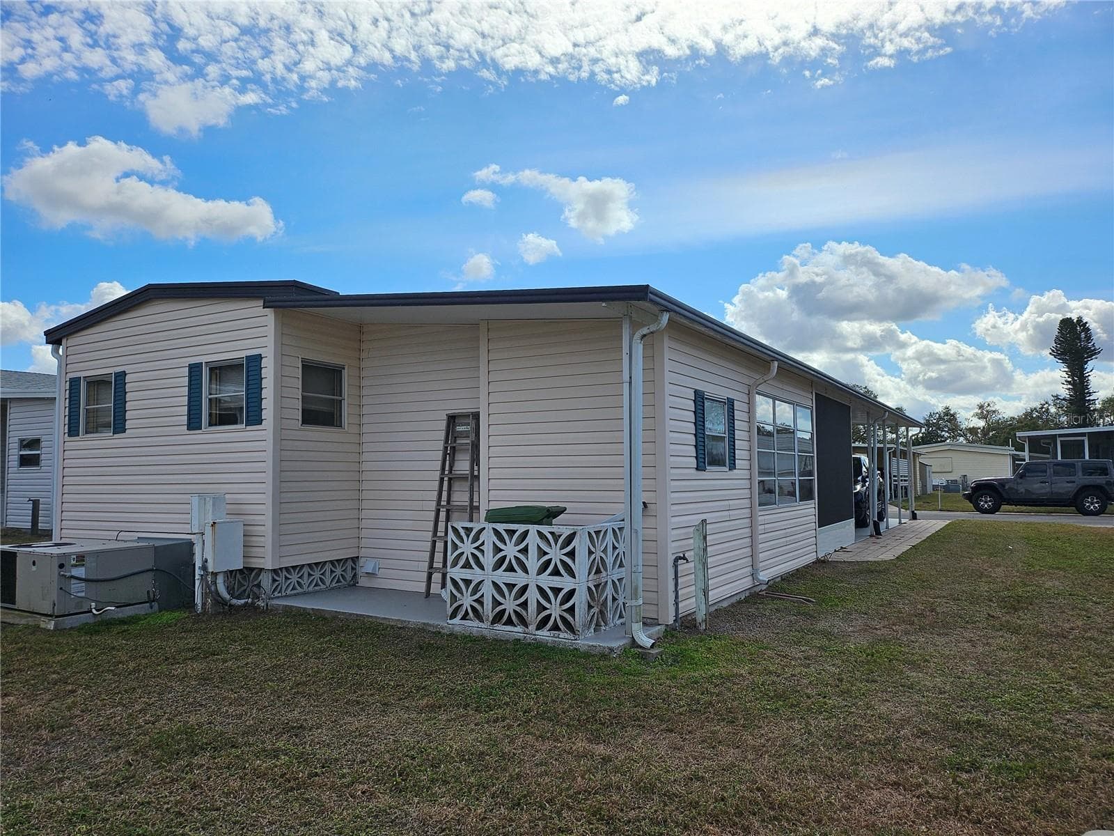 Mobile Home at 3317 OVERCUP OAK TER, SARASOTA, photo 45 of 70