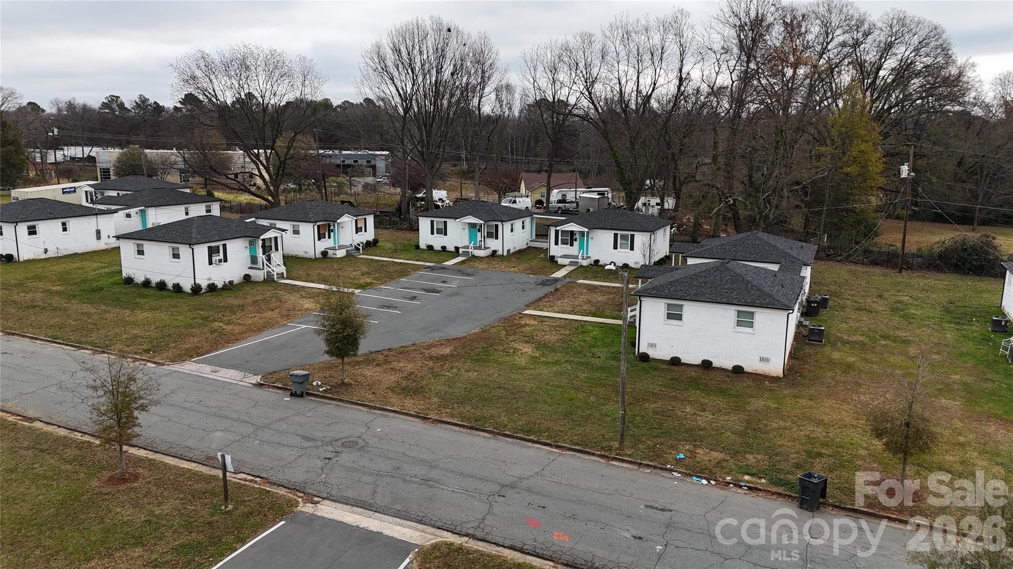 Sixplex at Charlotte, photo 2 of 15