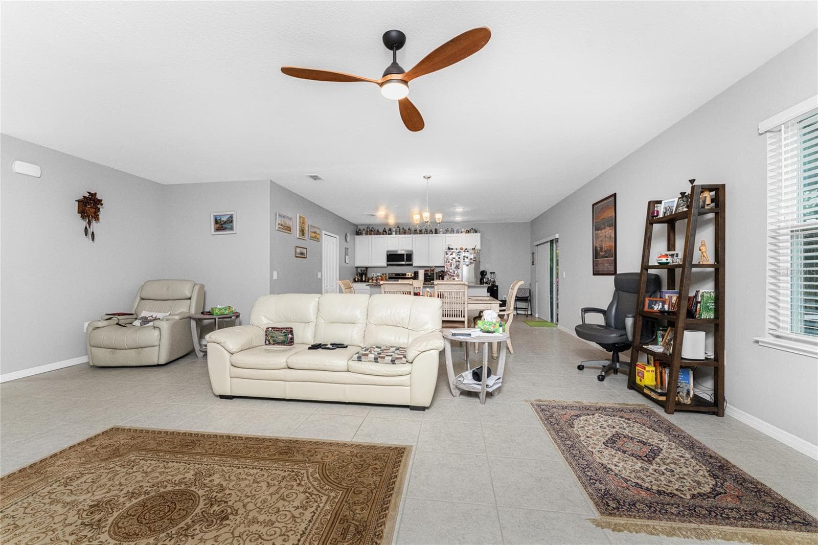 Single Family Residence at 475 POSADAS CIR, PUNTA GORDA, photo 9 of 54