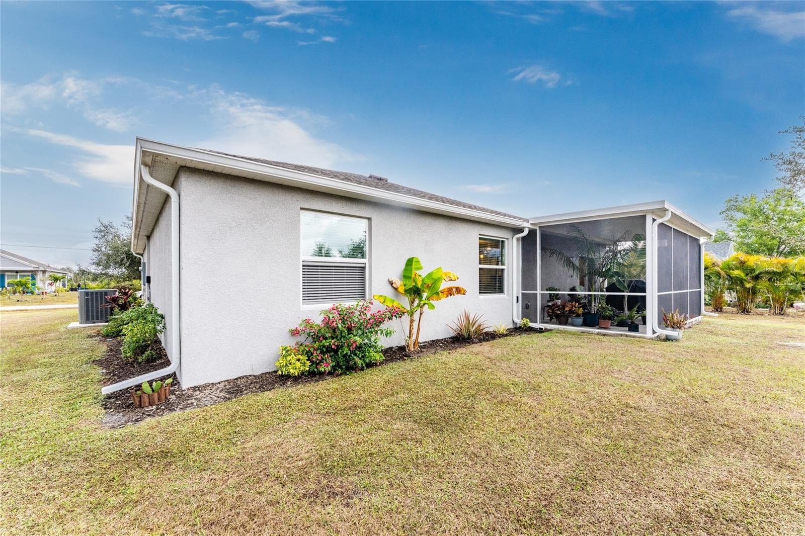 Single Family Residence at 475 POSADAS CIR, PUNTA GORDA, photo 41 of 54