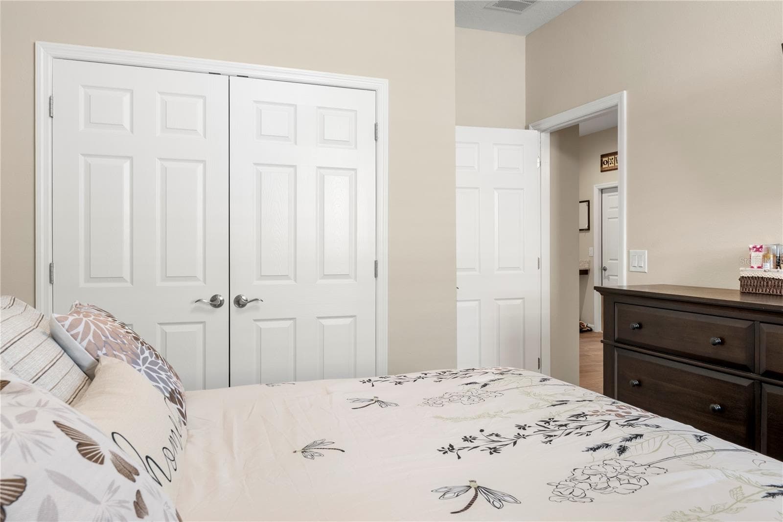 Single Family Residence at 1213 CRANE TALON WAY, SANFORD, photo 9 of 37