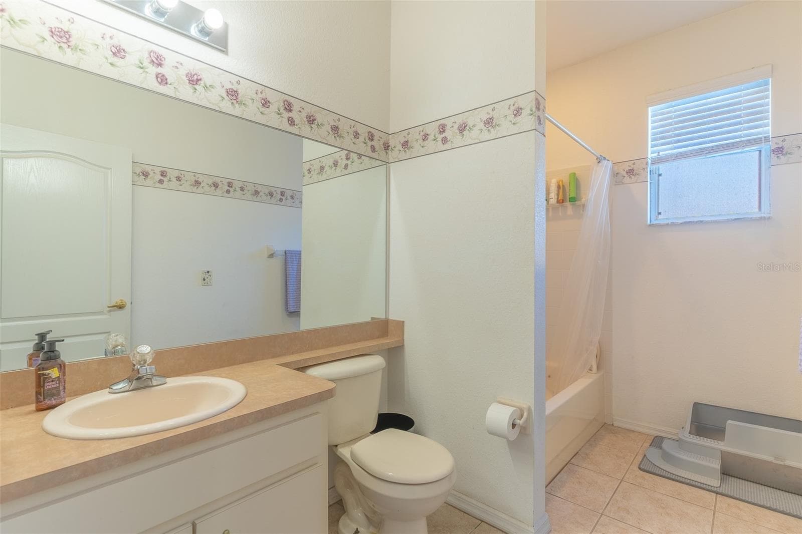 Single Family Residence at 4317 DINNER LAKE DR, LAKE WALES, photo 12 of 21