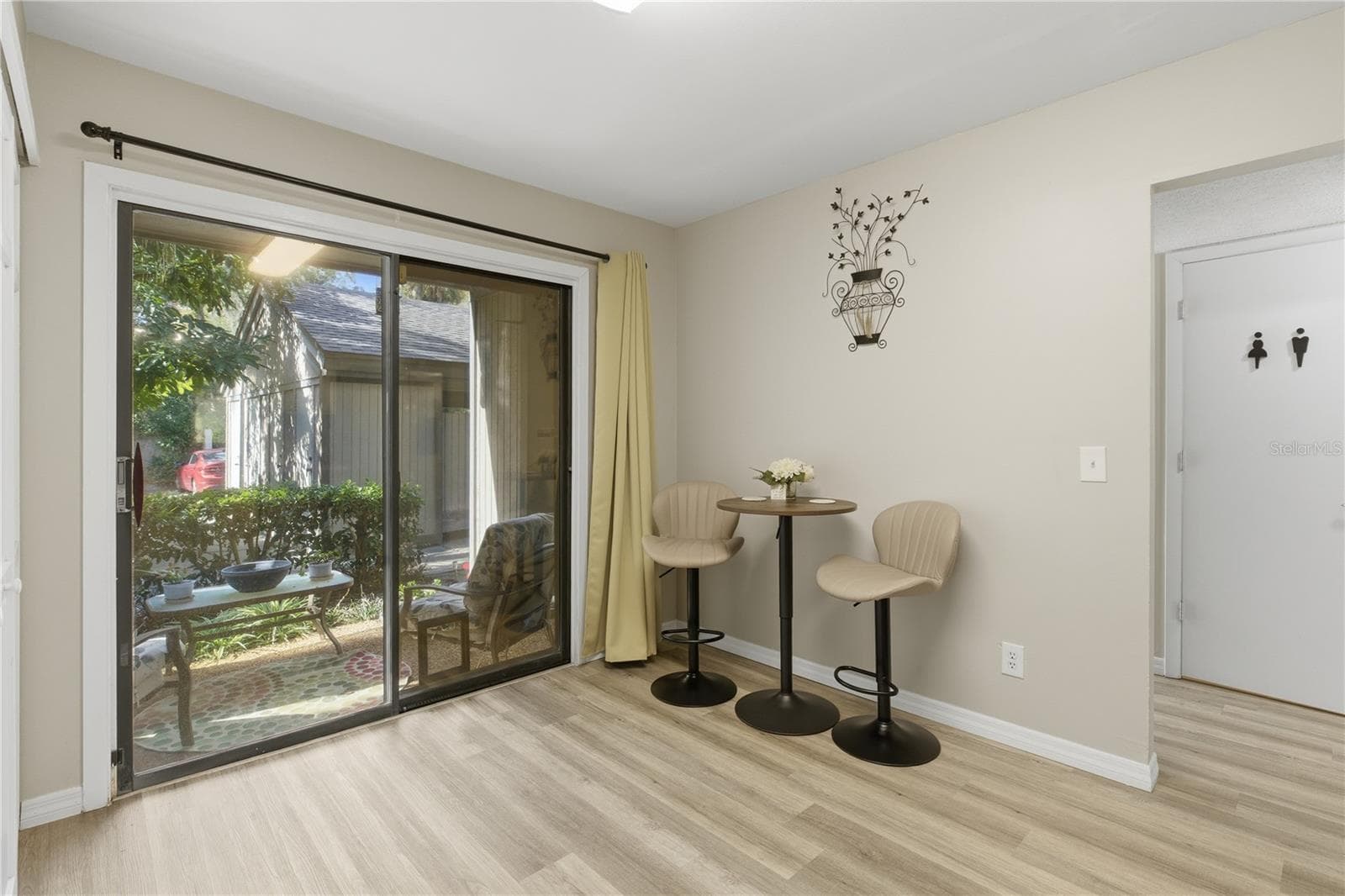 Condominium at 654 LAKE VILLAS DR #654, ALTAMONTE SPRINGS, photo 7 of 32