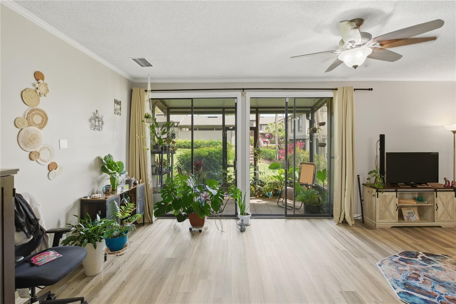 Condominium at 654 LAKE VILLAS DR #654, ALTAMONTE SPRINGS, photo 13 of 32