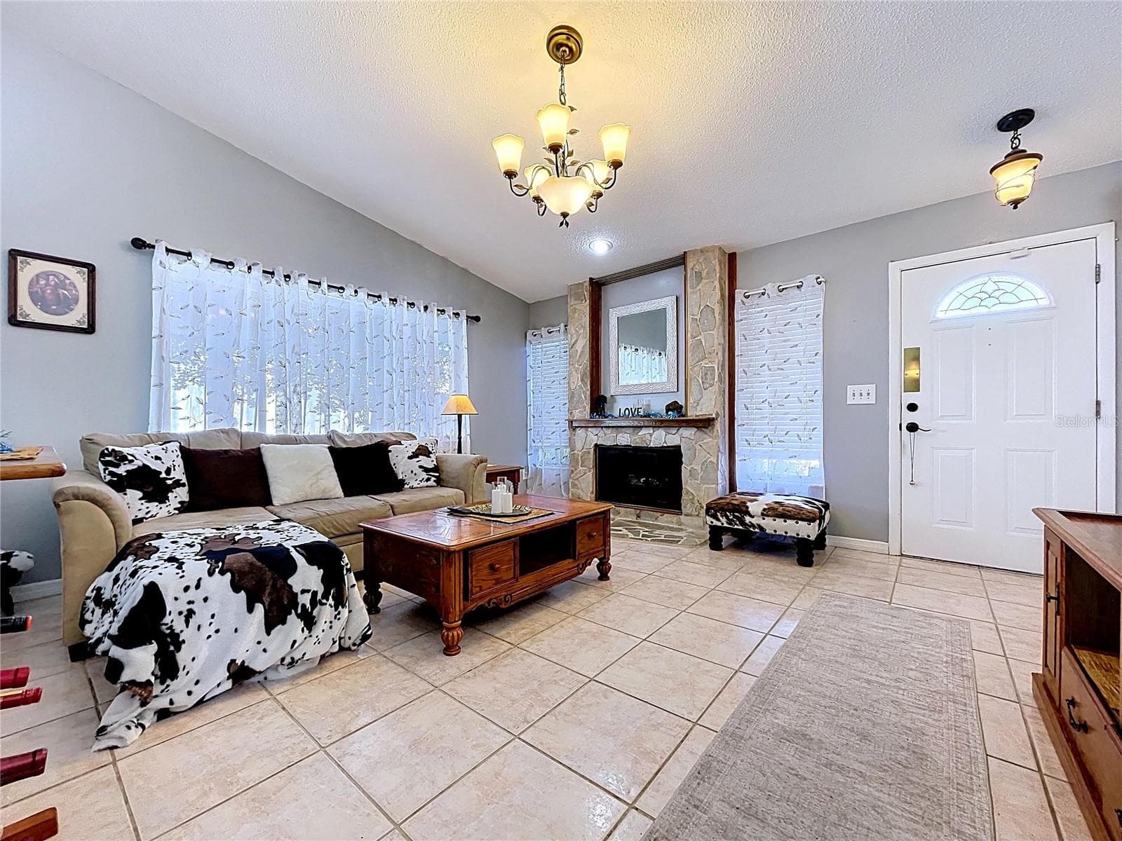 Single Family Residence at 11115 CHERRYWOOD LN, RIVERVIEW, photo 18 of 53
