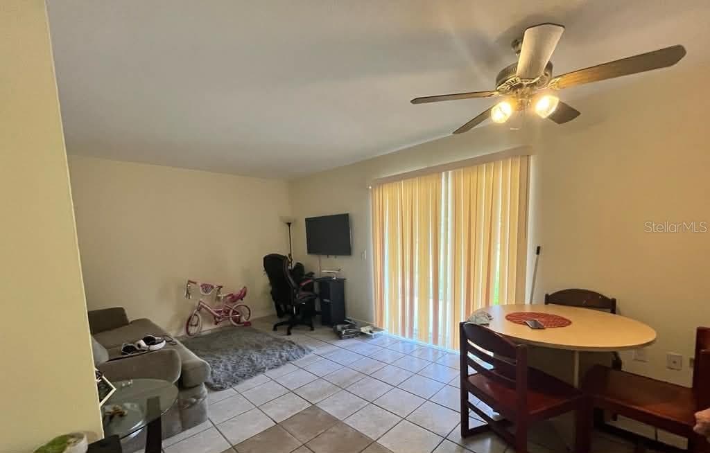 Condominium at 5885 DAHLIA DR #29/115, ORLANDO, photo 3 of 7
