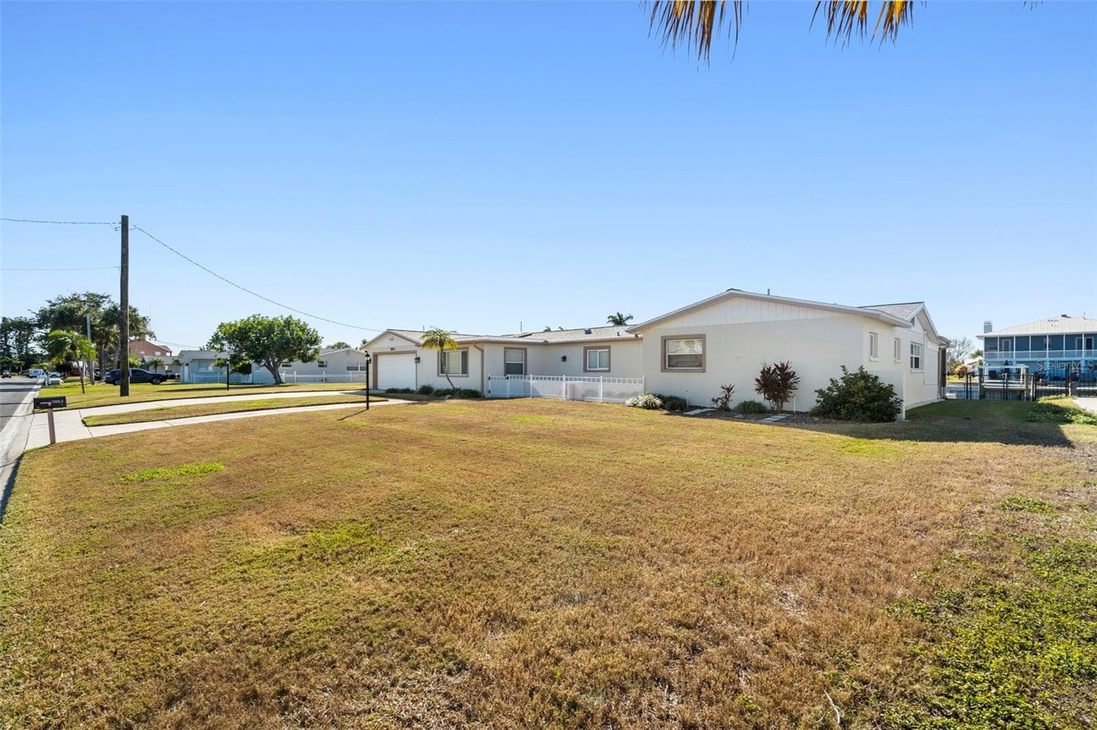 Single Family Residence at 5003 COMMONWEALTH RD, PALMETTO, photo 3 of 52