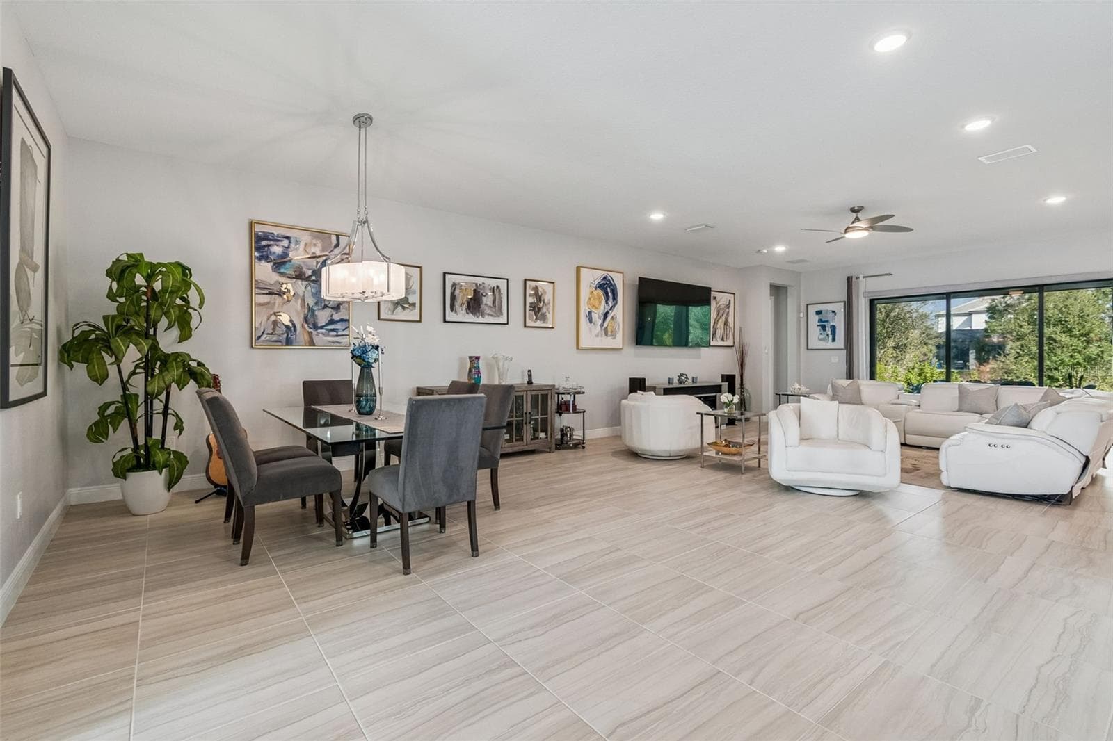 Single Family Residence at 4952 SURFSIDE CIR, BRADENTON, photo 10 of 100