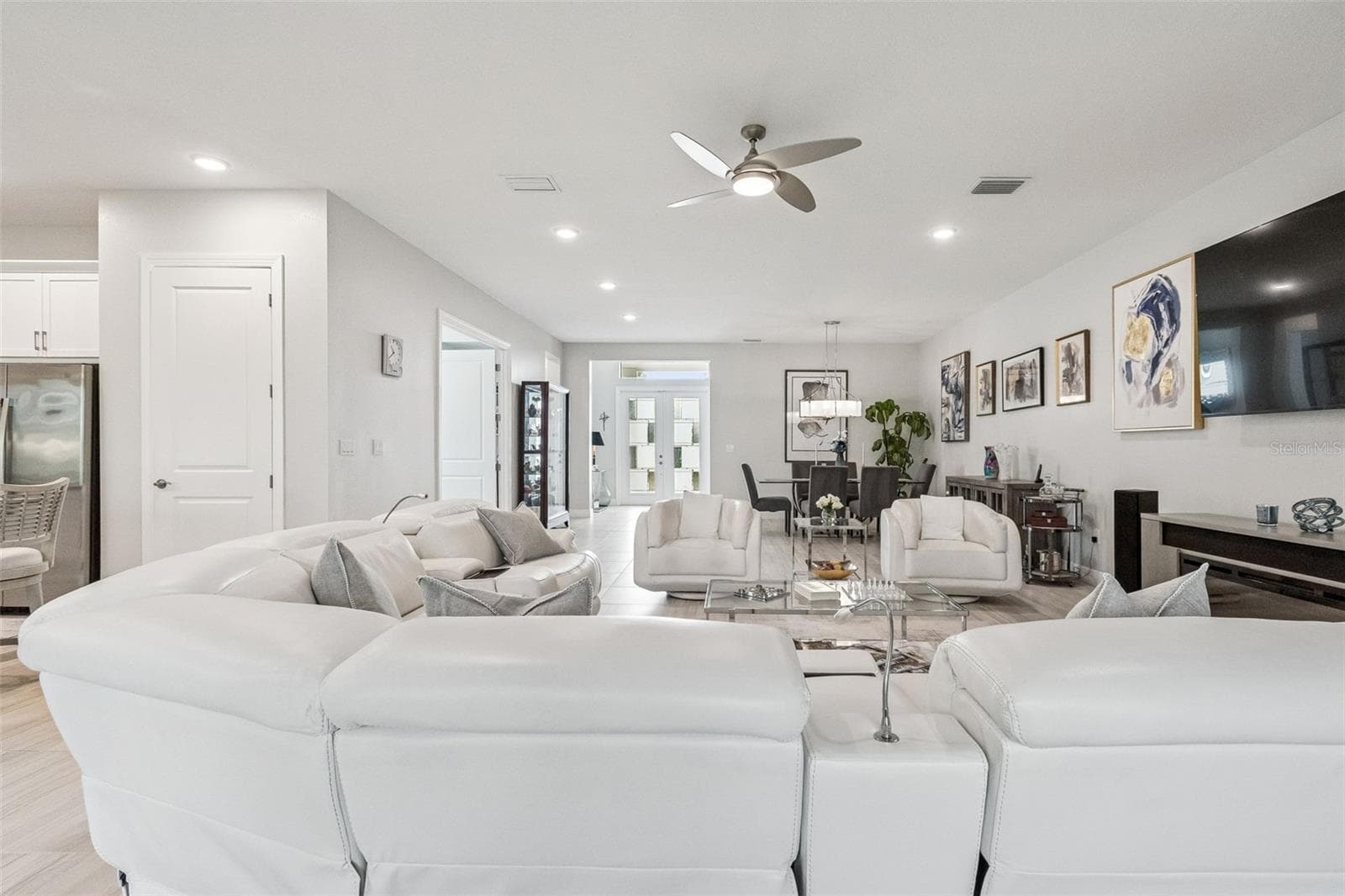 Single Family Residence at 4952 SURFSIDE CIR, BRADENTON, photo 22 of 100