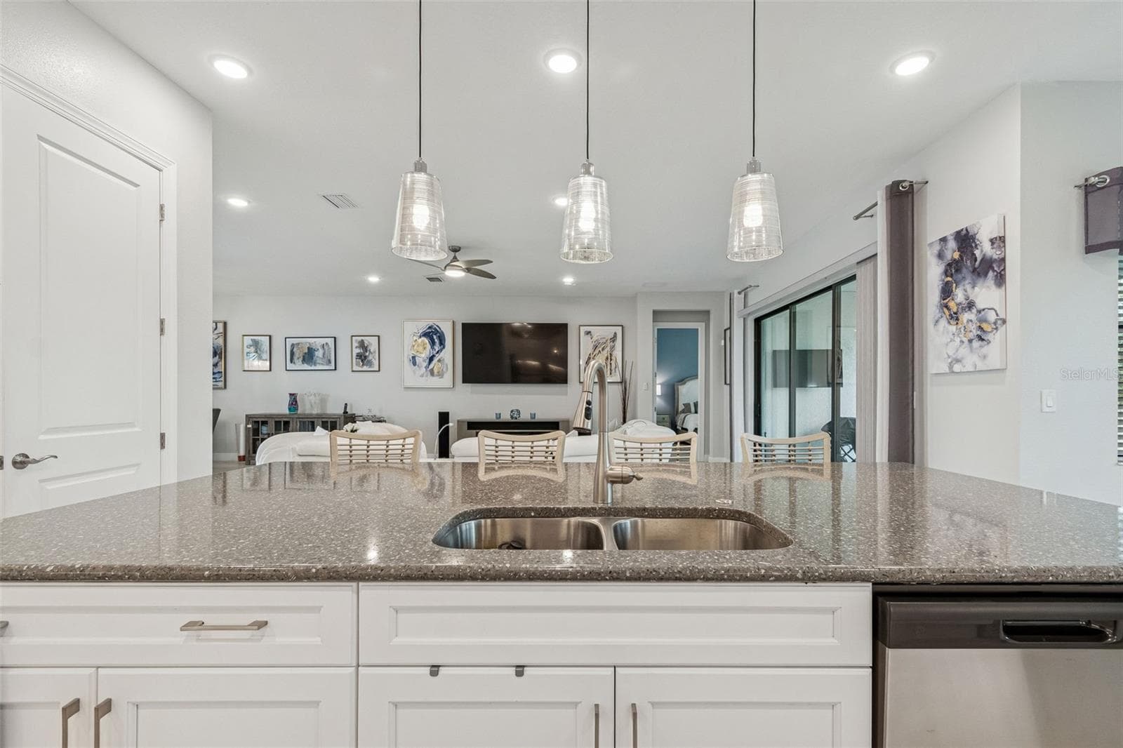 Single Family Residence at 4952 SURFSIDE CIR, BRADENTON, photo 27 of 100