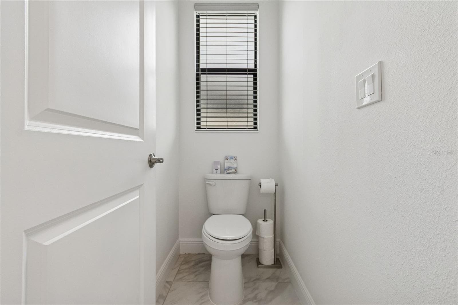 Primary Bathroom - 4952 SURFSIDE CIR, BRADENTON